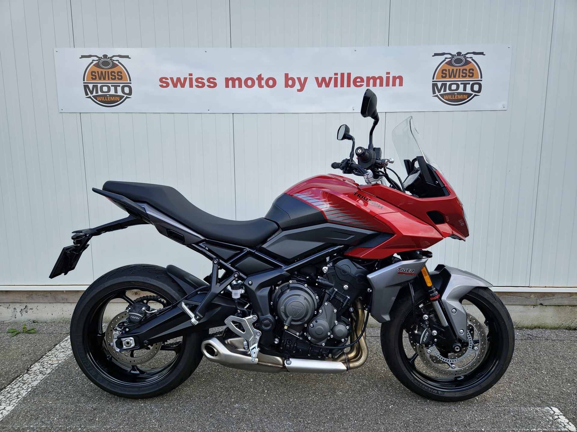 TRIUMPH Tiger 660 Sport kit lowing-showroom-element-1