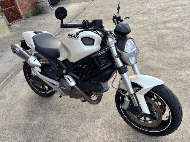 DUCATI Monster 696M plus-image-3