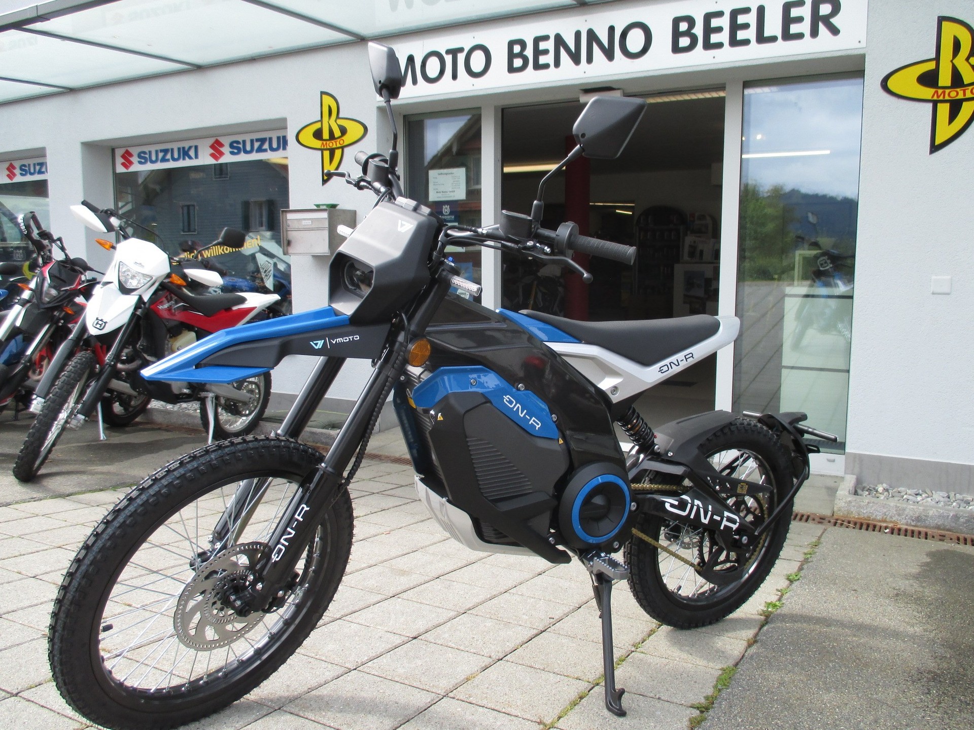 VMOTO ON R L3 Elektro-image-2