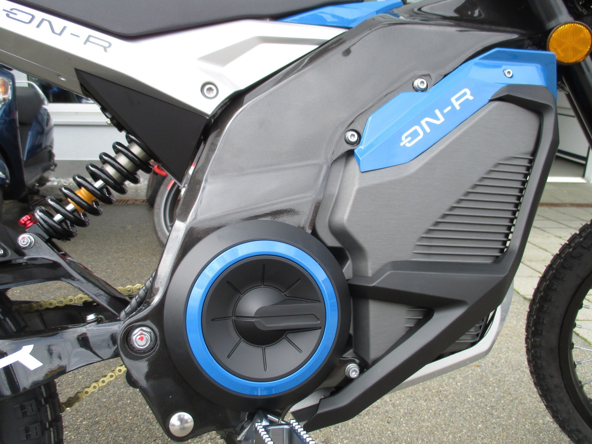 VMOTO ON R L3 Elektro-image-4