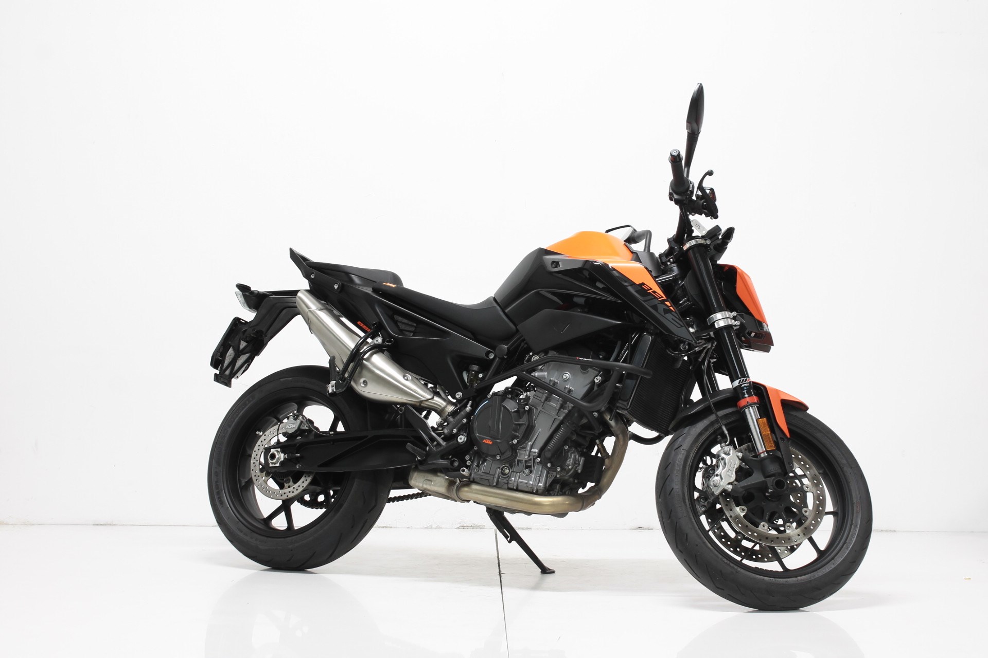 KTM 890 Duke L