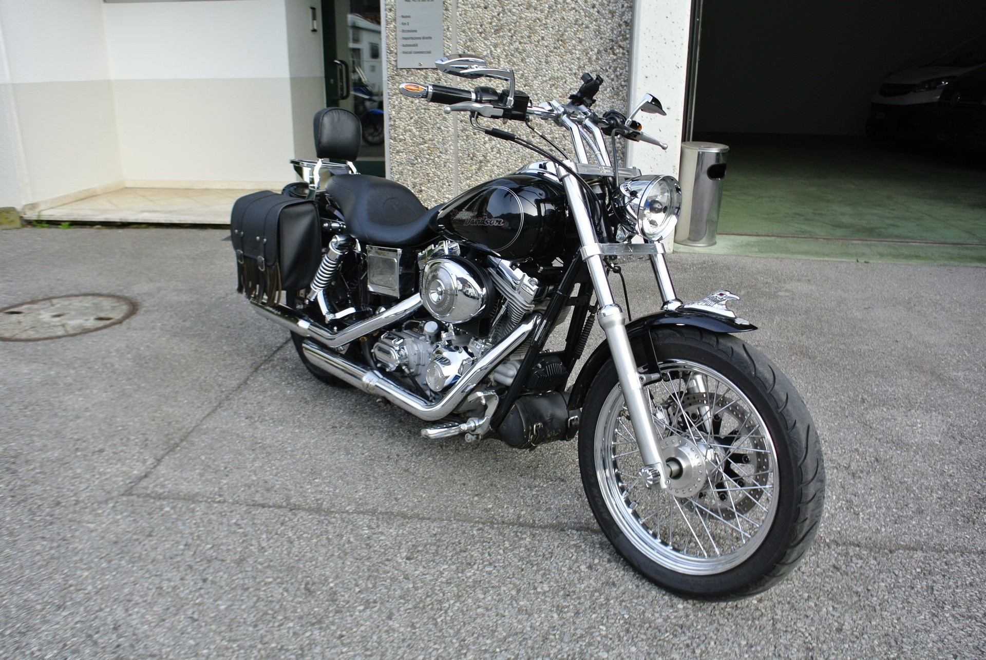 HARLEY-DAVIDSON FXDCI Dyna Super Glide Custom