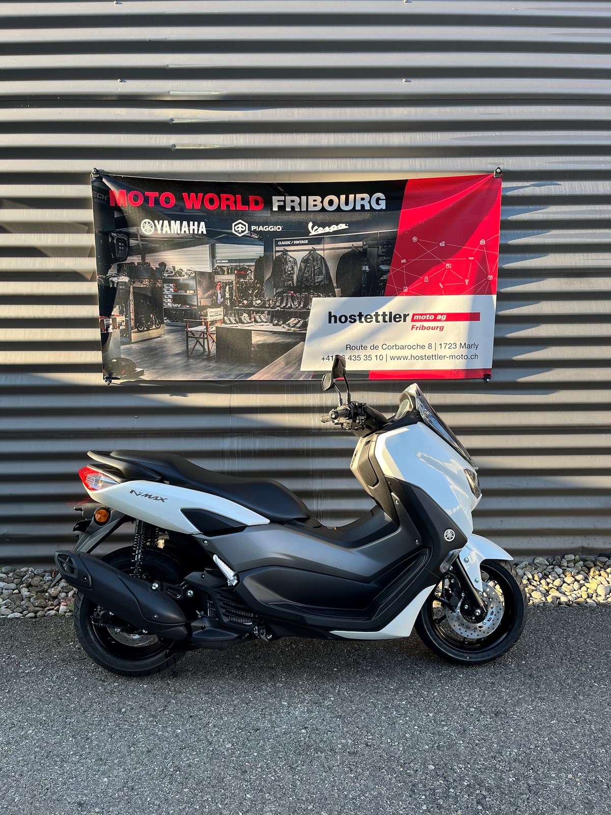 YAMAHA N-MAX GPD-showroom-element-3