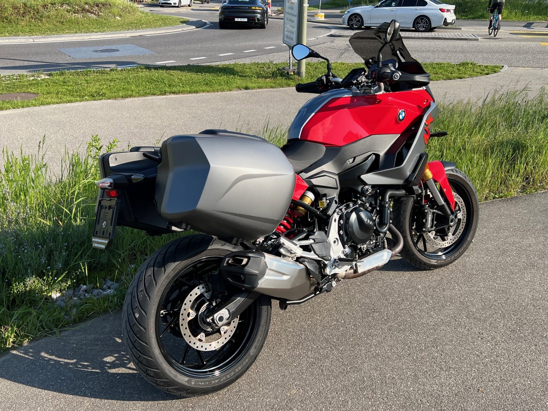 BMW F 900 XR Sport-image-1