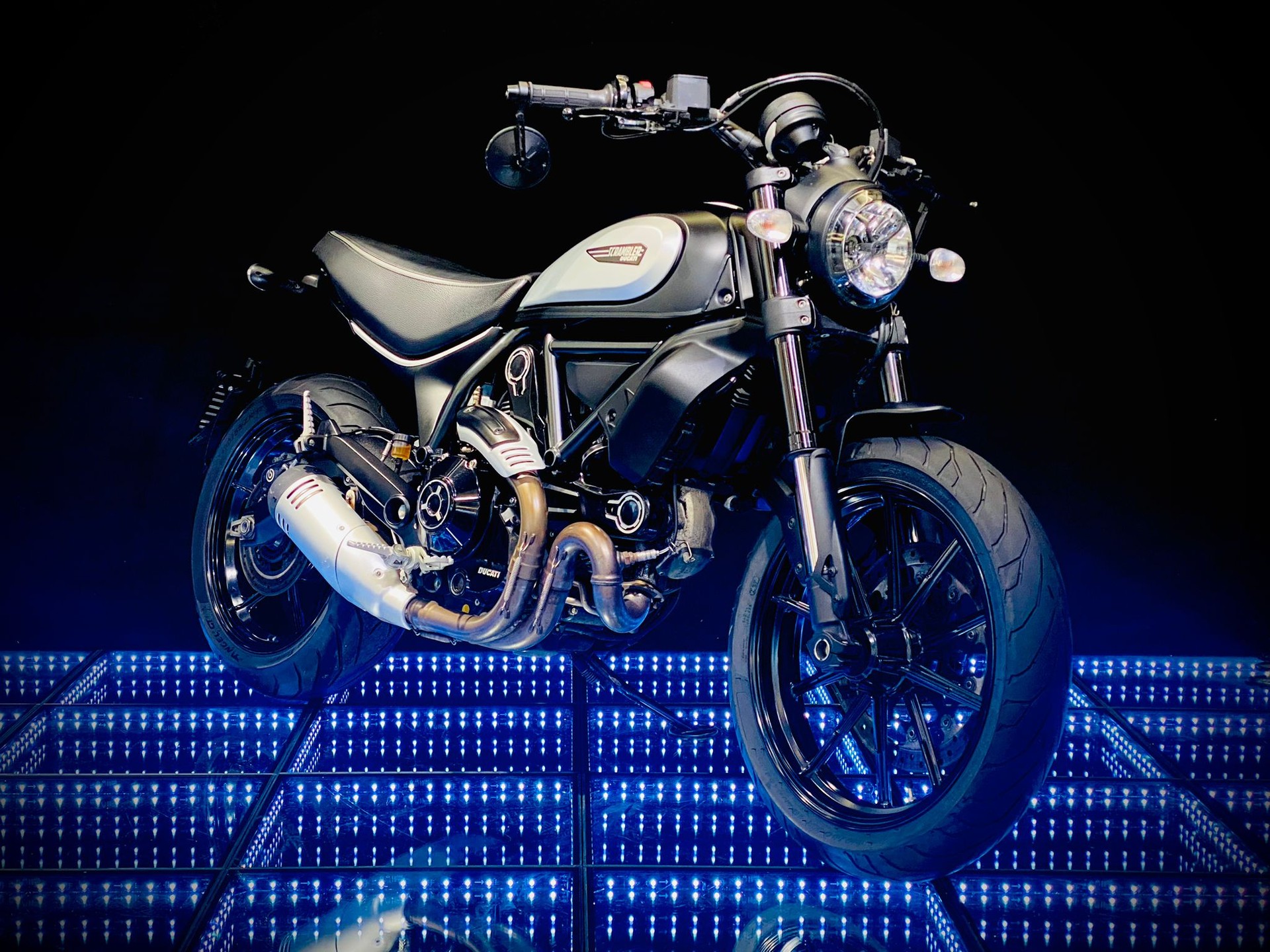DUCATI Scrambler 800 Icon Dark (35kW)