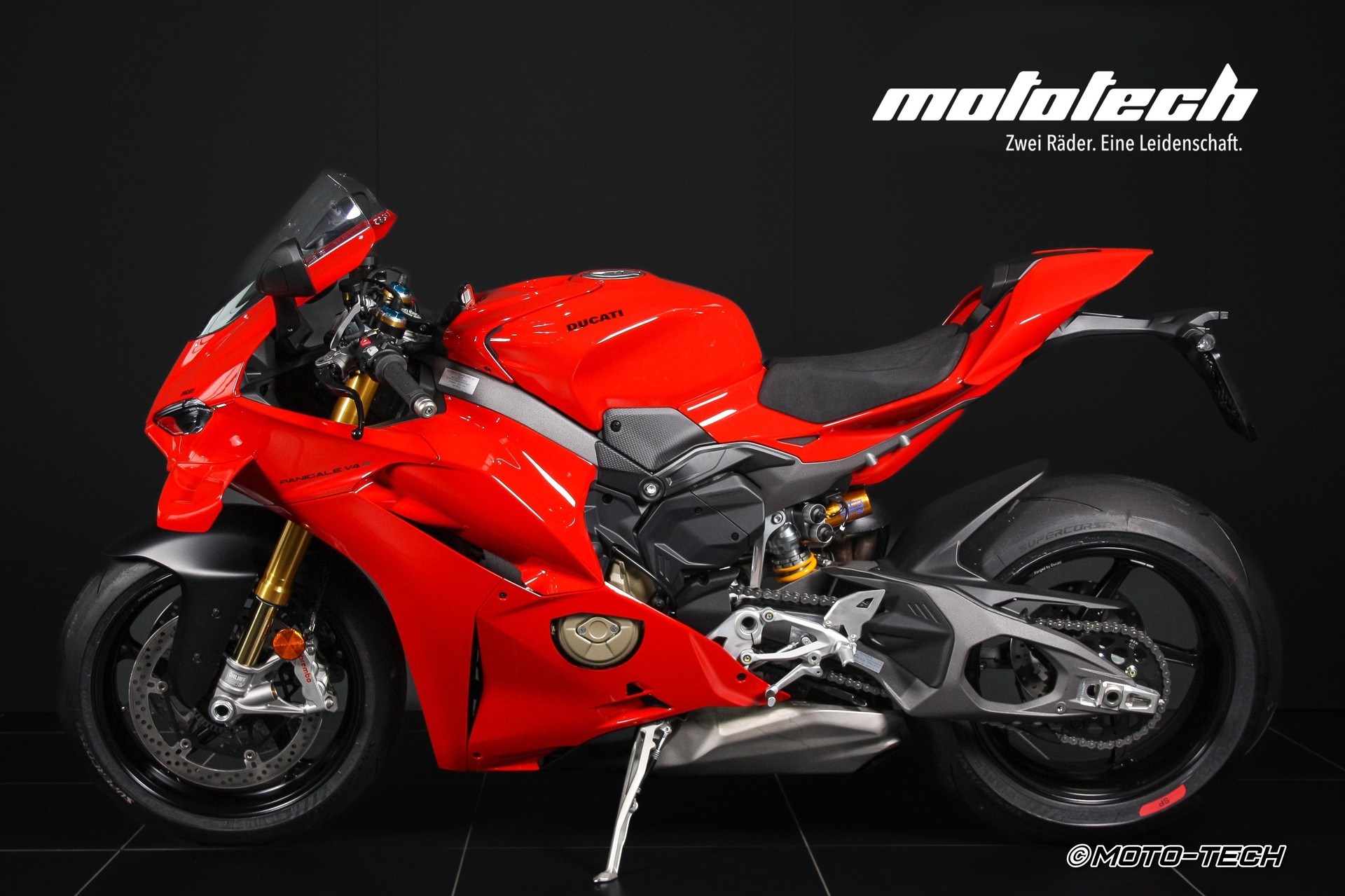 DUCATI Panigale V4 S-image-4
