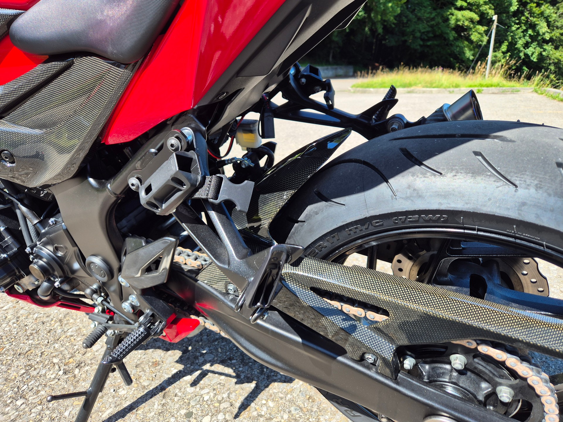 SUZUKI GSX-S 750 ABS-image-2