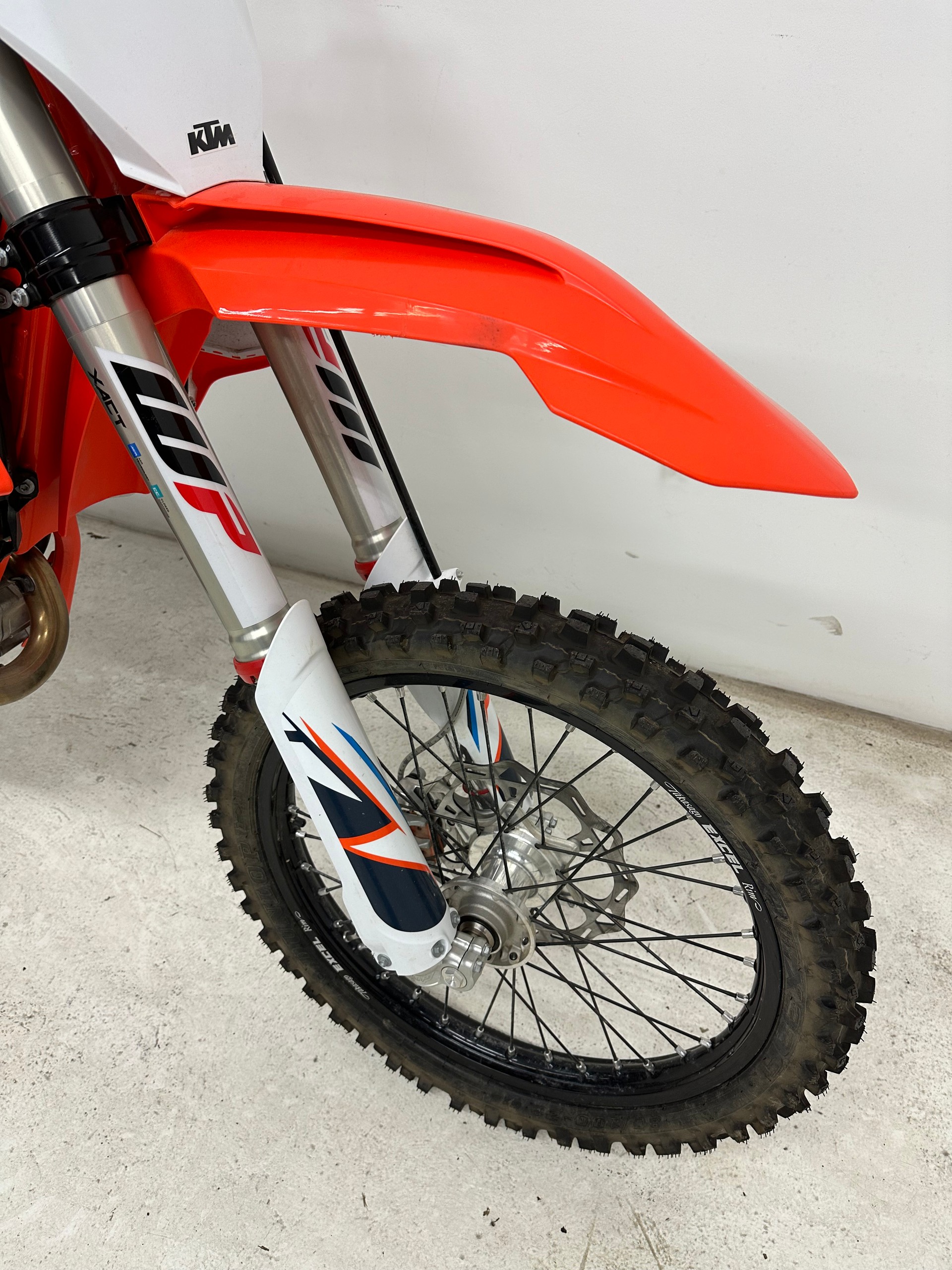 KTM 250 SX-F-showroom-element-3