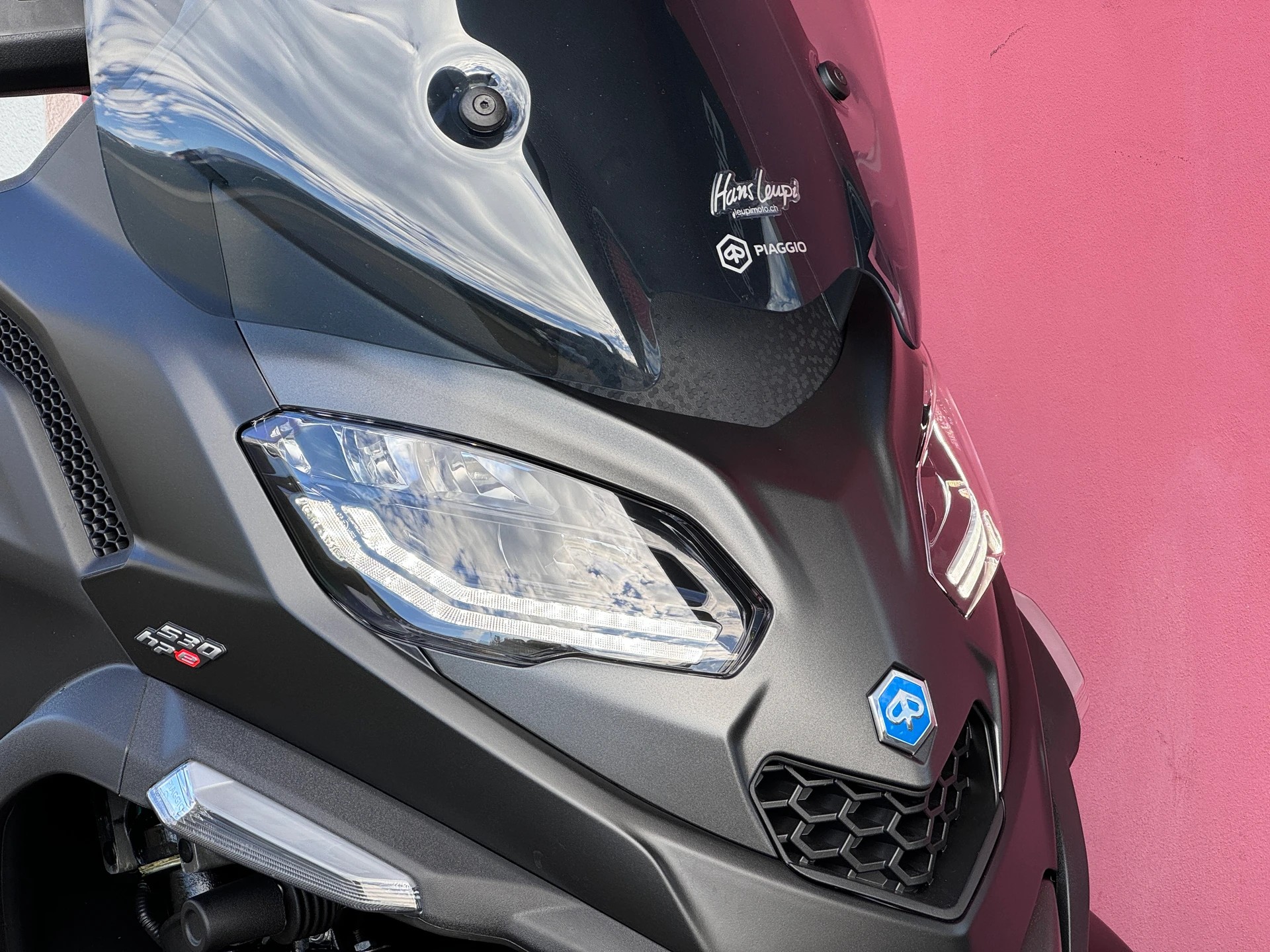 PIAGGIO MP3 530 Exclusive-showroom-element-3