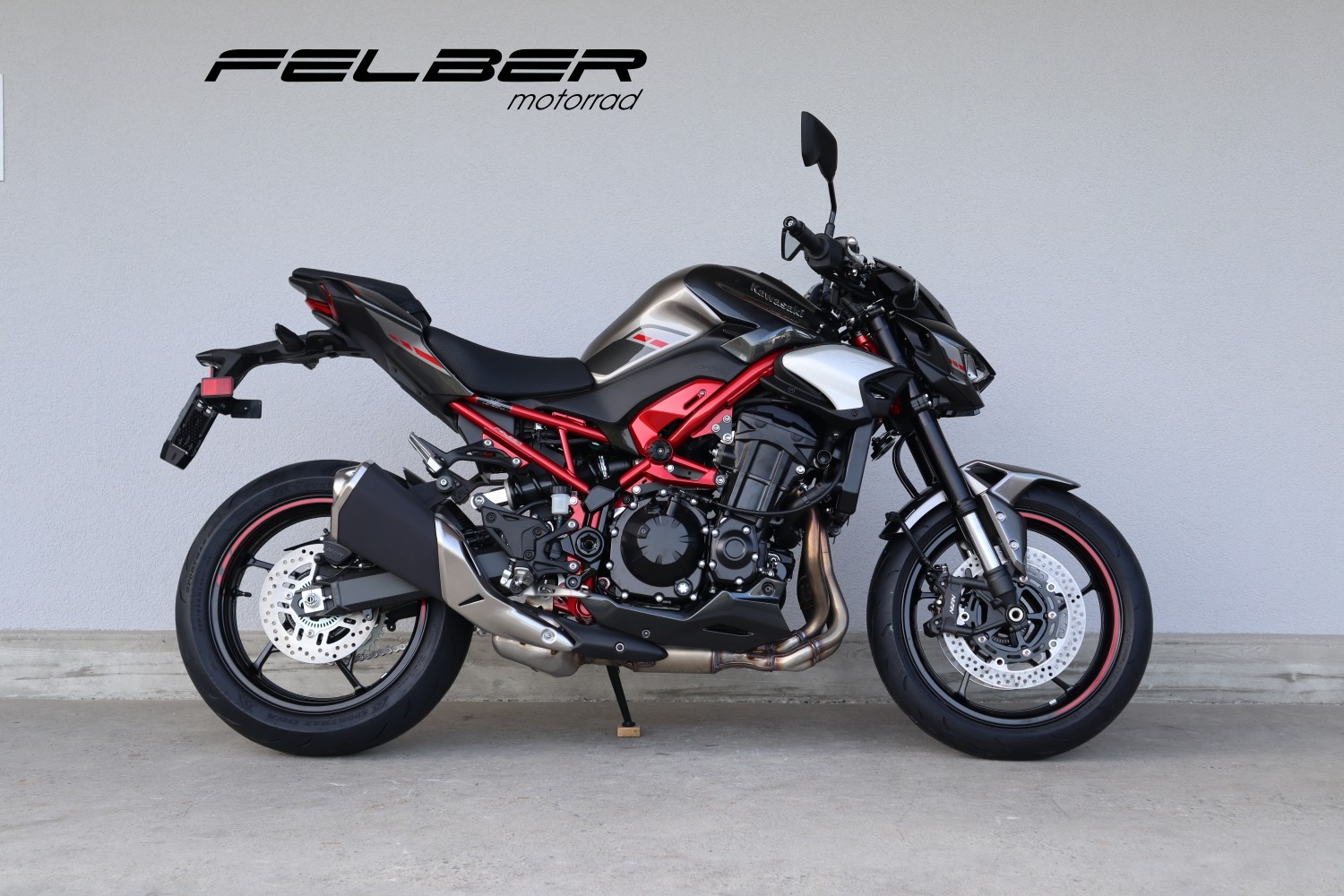 KAWASAKI Z 900