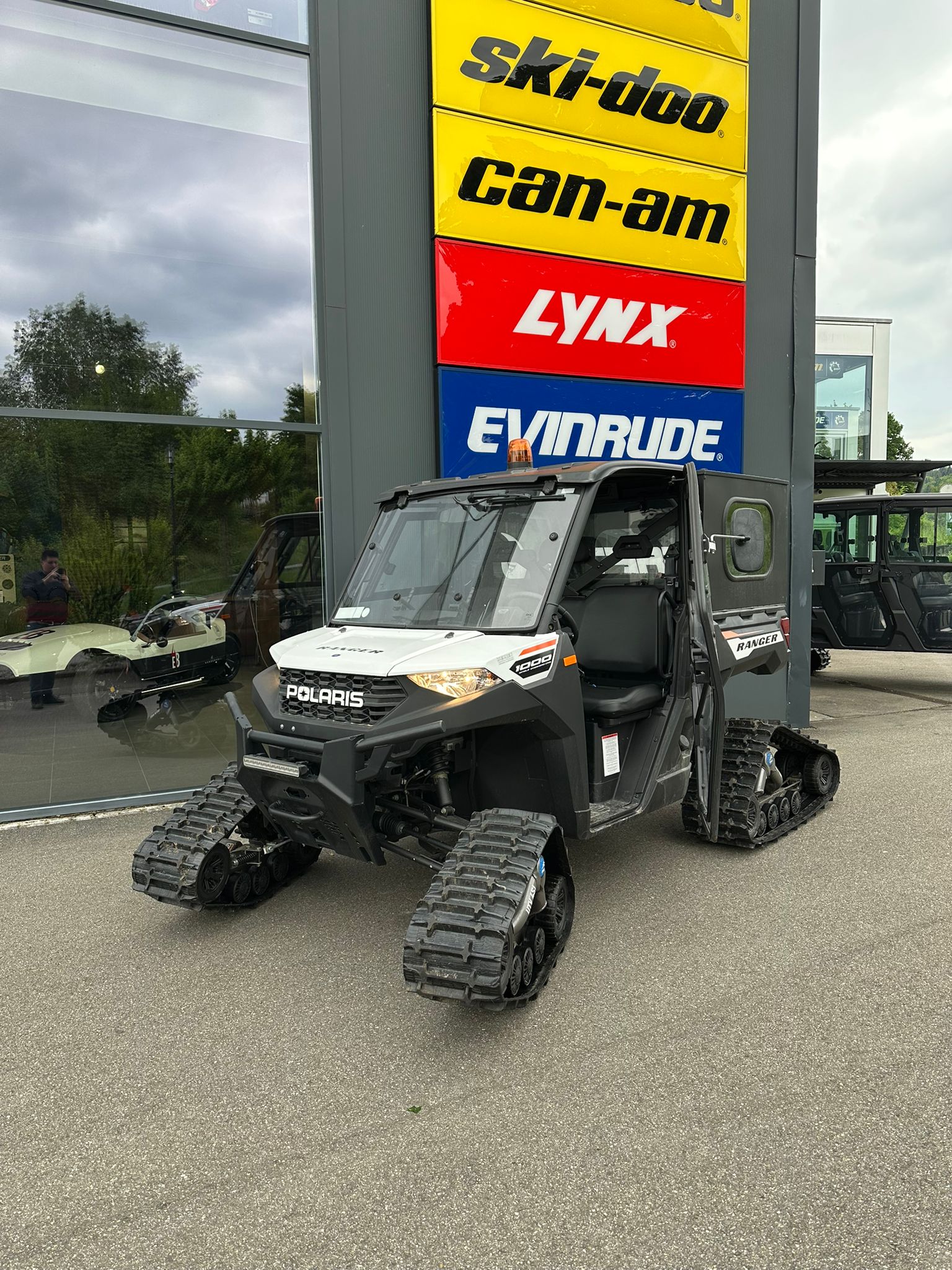 POLARIS XP 1000 Pro-showroom-element-1
