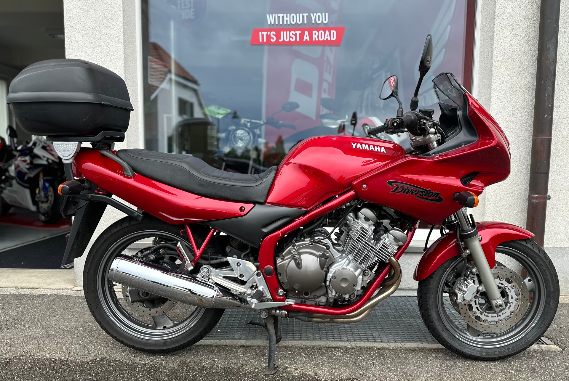 YAMAHA XJ 600 N