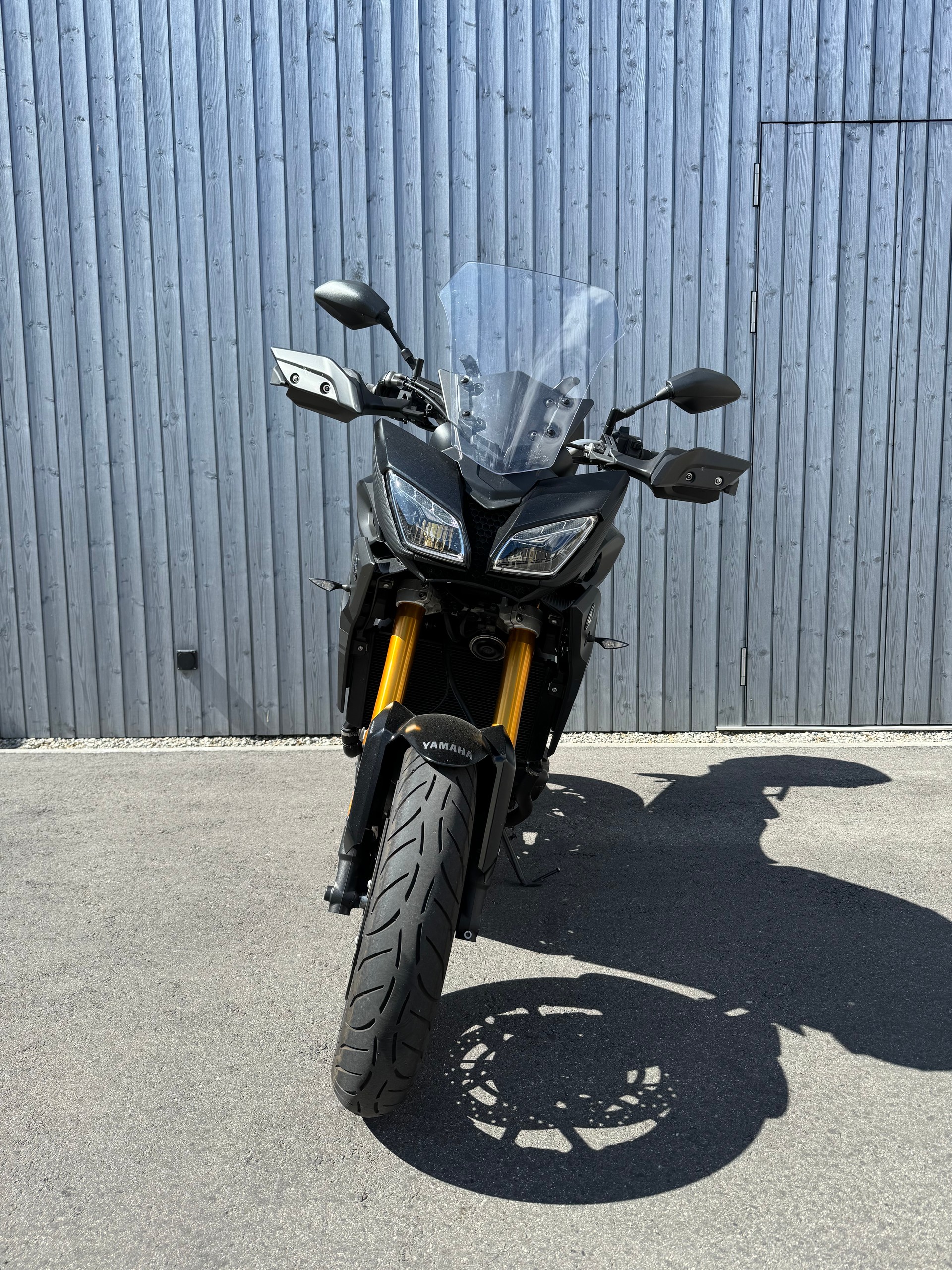 YAMAHA Tracer 900 ABS-showroom-element-2