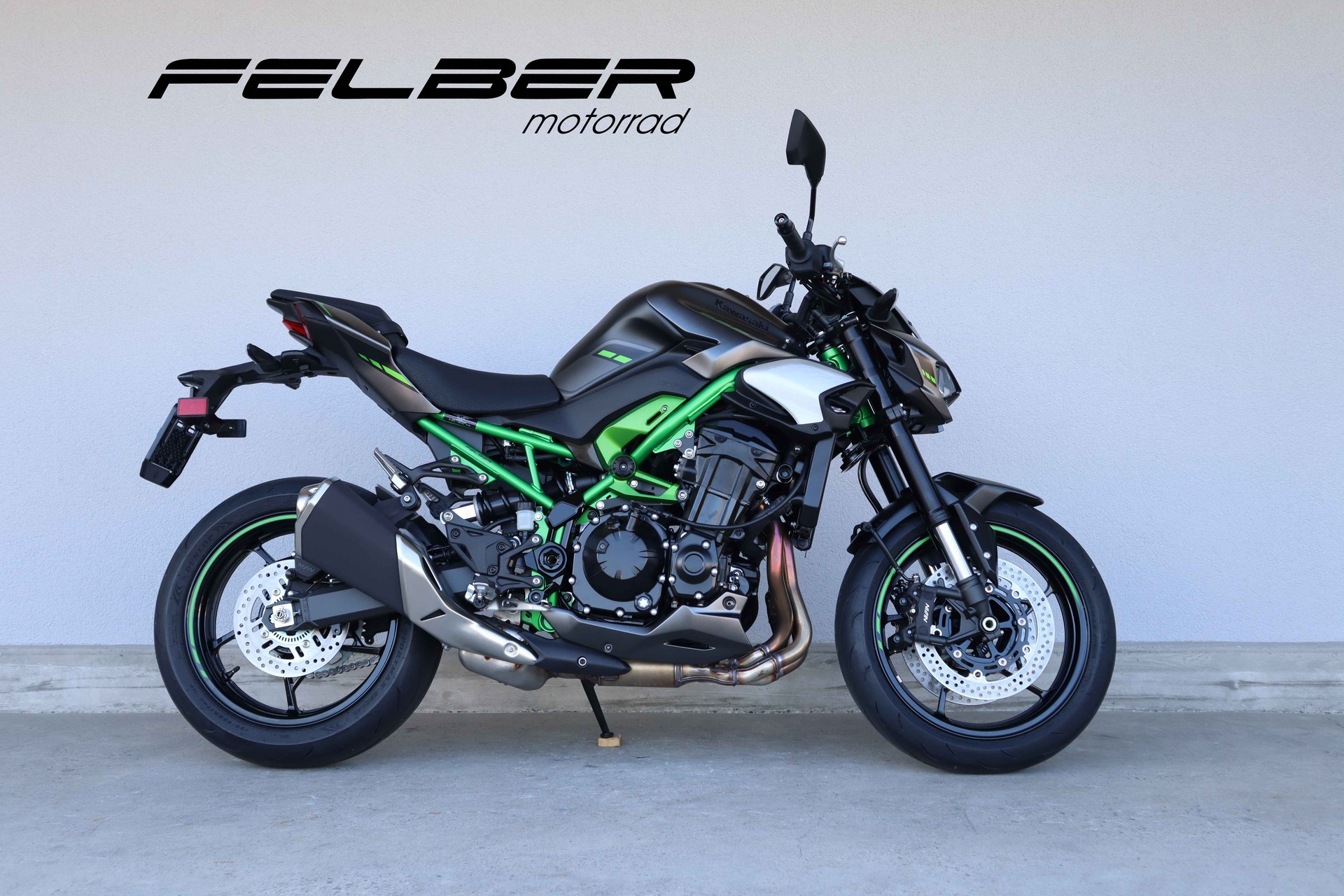 KAWASAKI Z 900