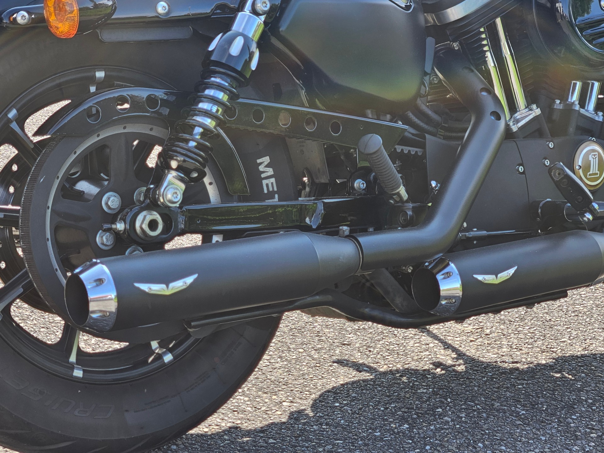 HARLEY-DAVIDSON XL 883 N Sportster Iron ABS-image-8
