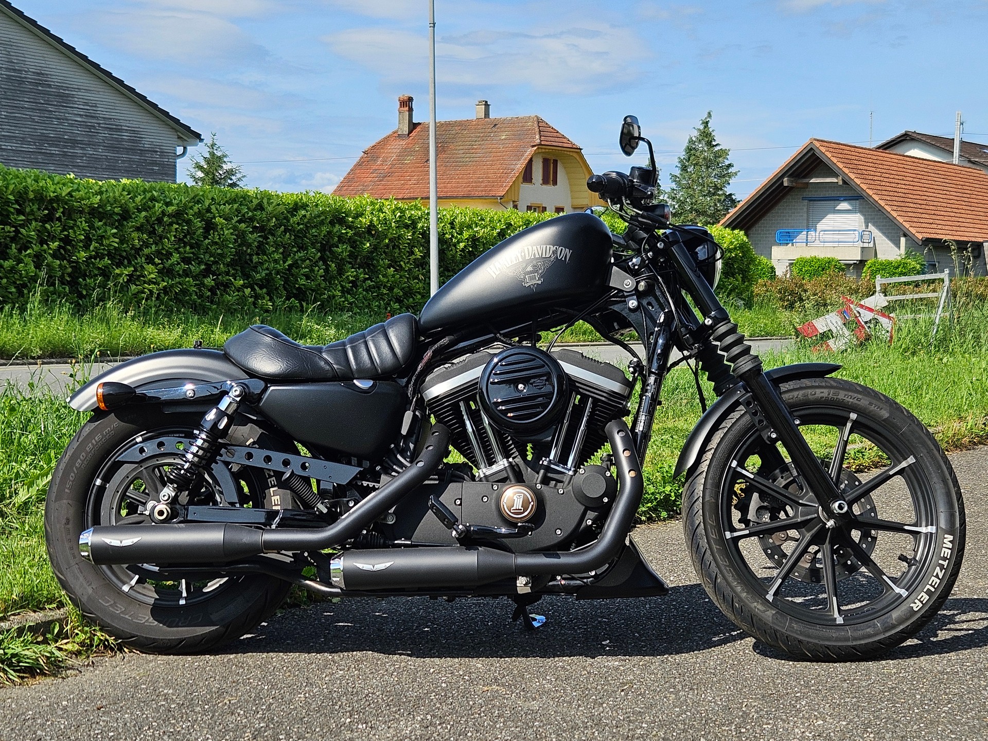 HARLEY-DAVIDSON XL 883 N Sportster Iron ABS-image-11