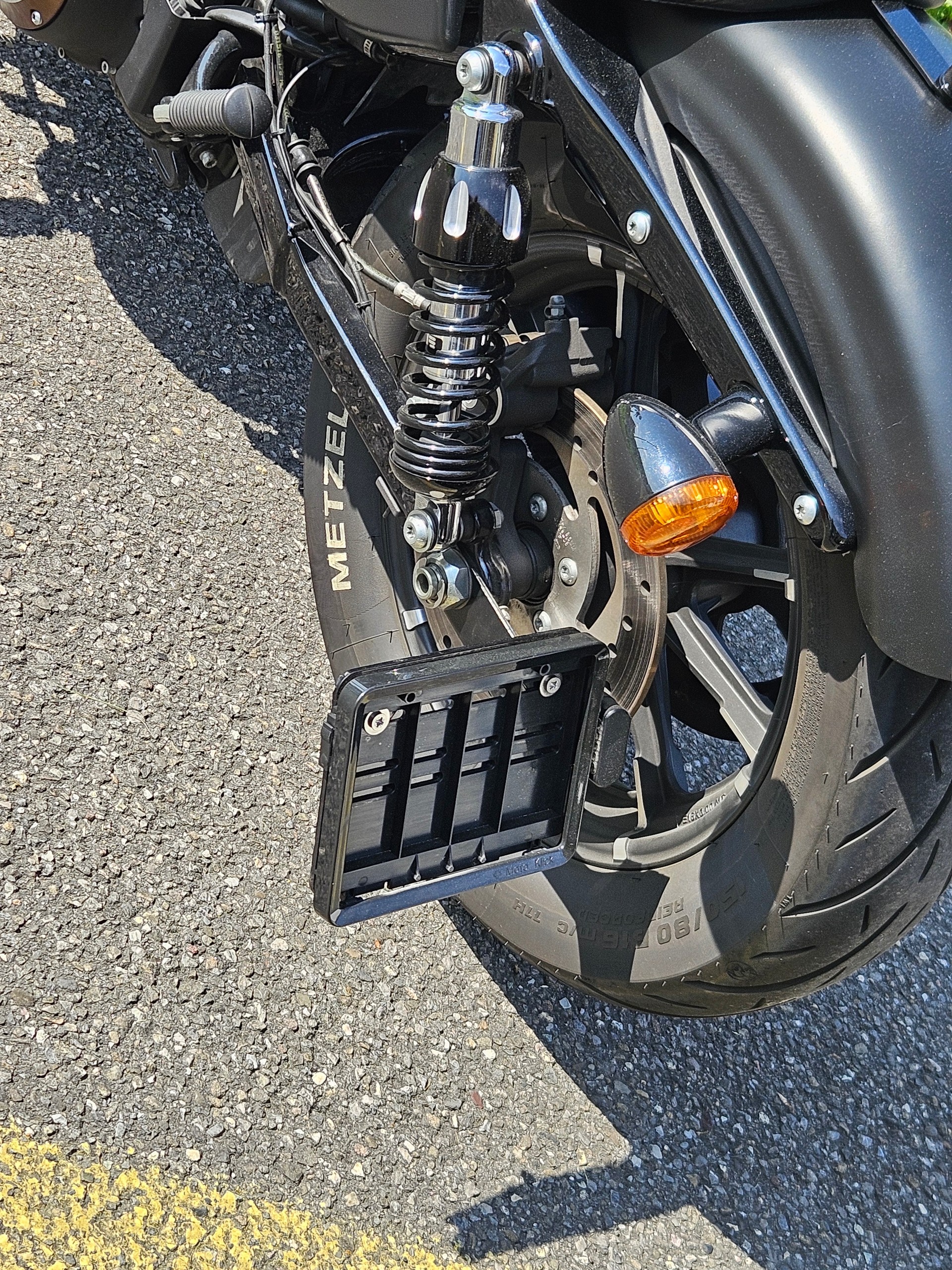 HARLEY-DAVIDSON XL 883 N Sportster Iron ABS-image-7