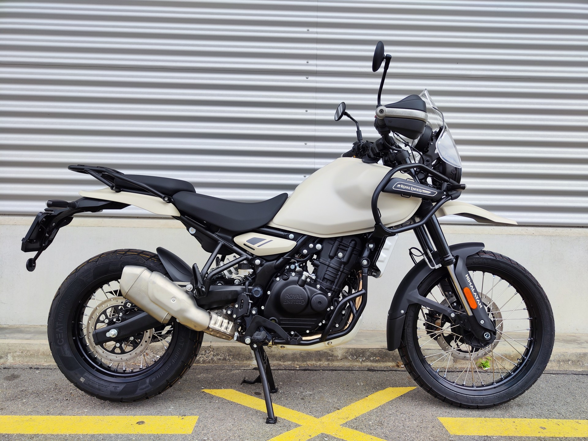 ROYAL ENFIELD Himalayan 450