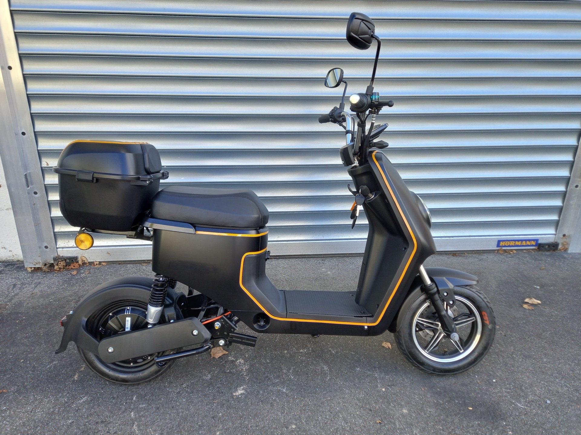 E-SCOOTER E-Mofa Premium-image-5