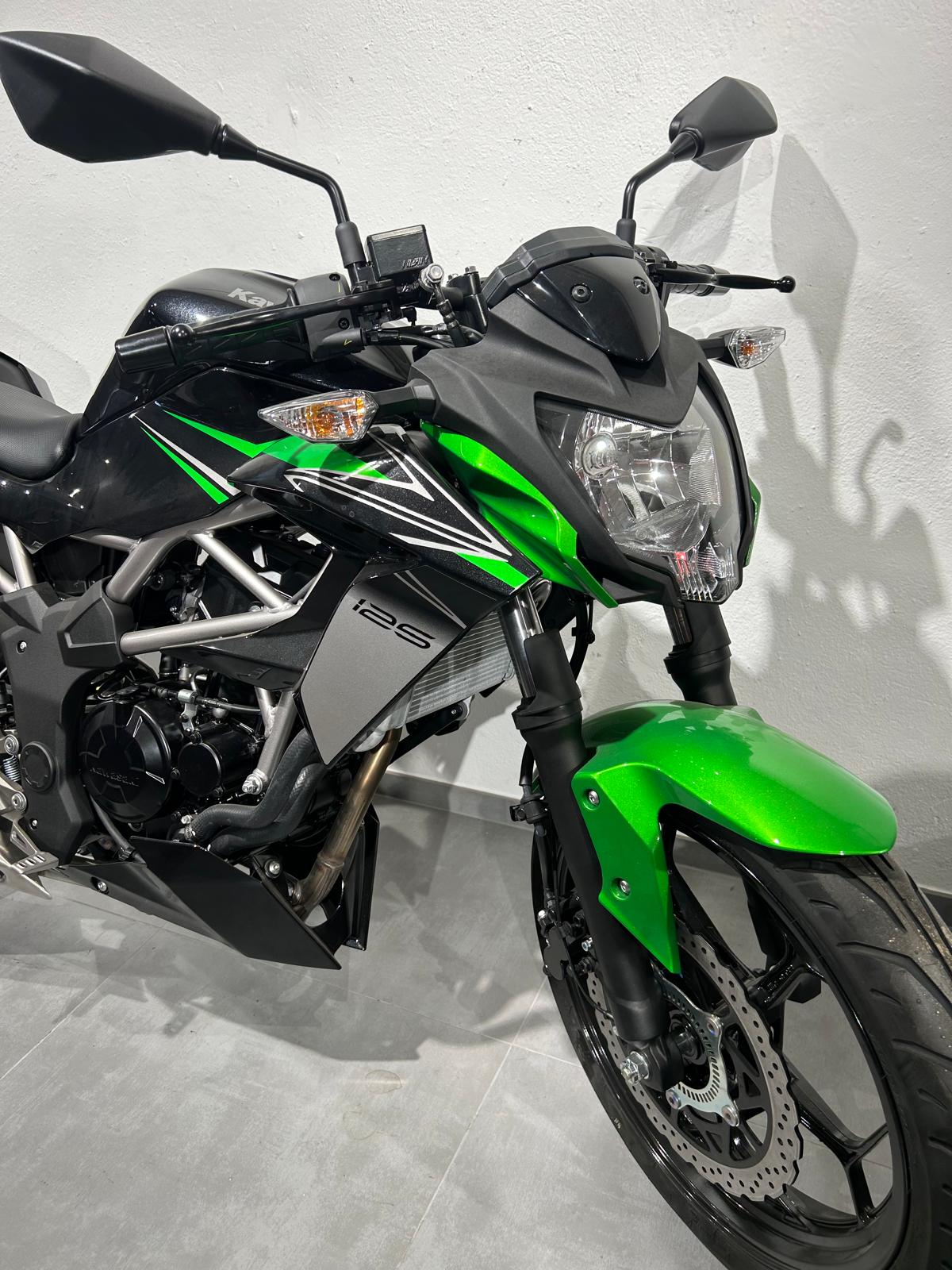 KAWASAKI Z 125-showroom-element-1