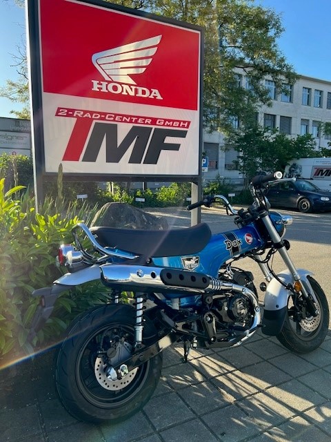 HONDA St 125 Dax-showroom-element-2