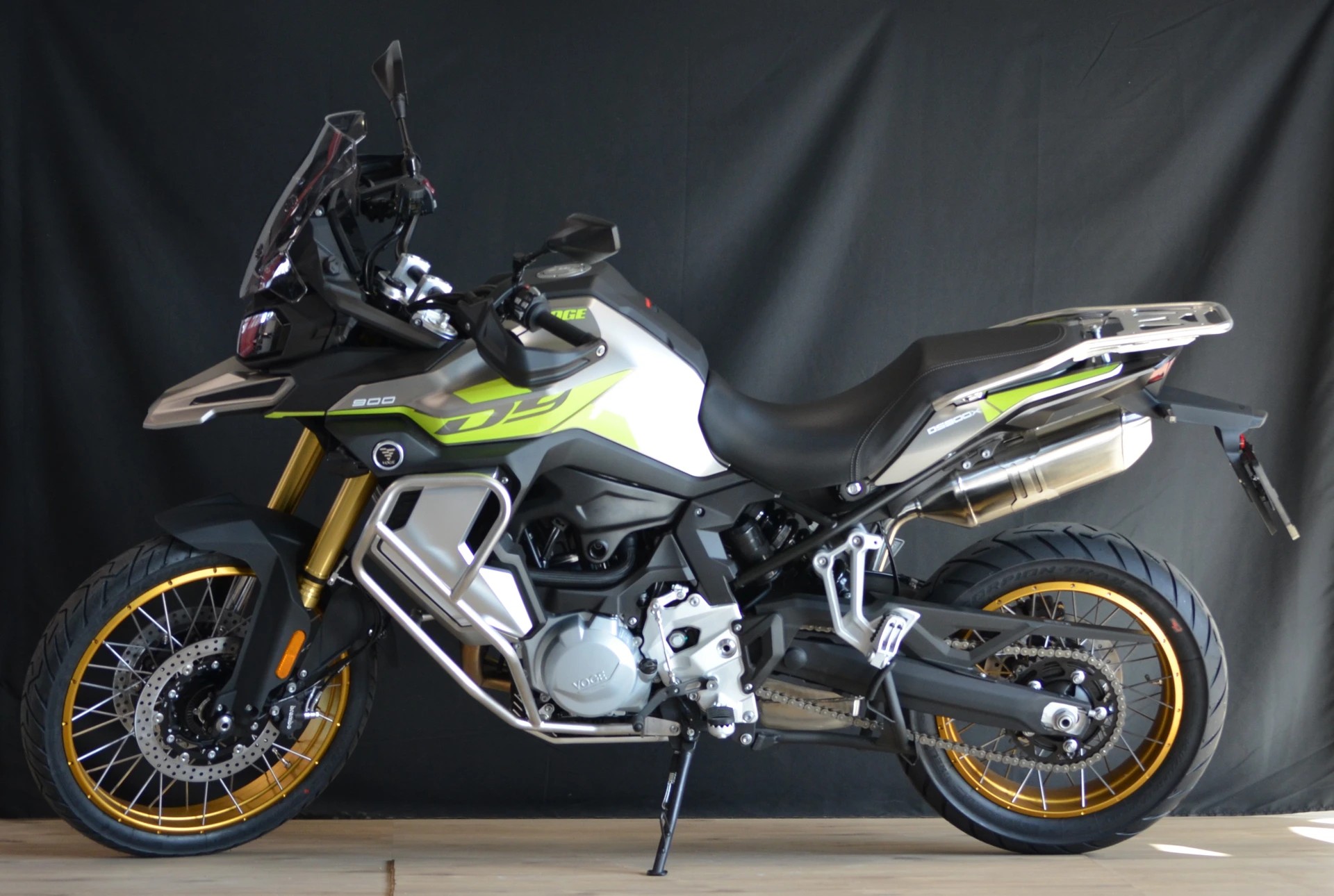 VOGE 900DS