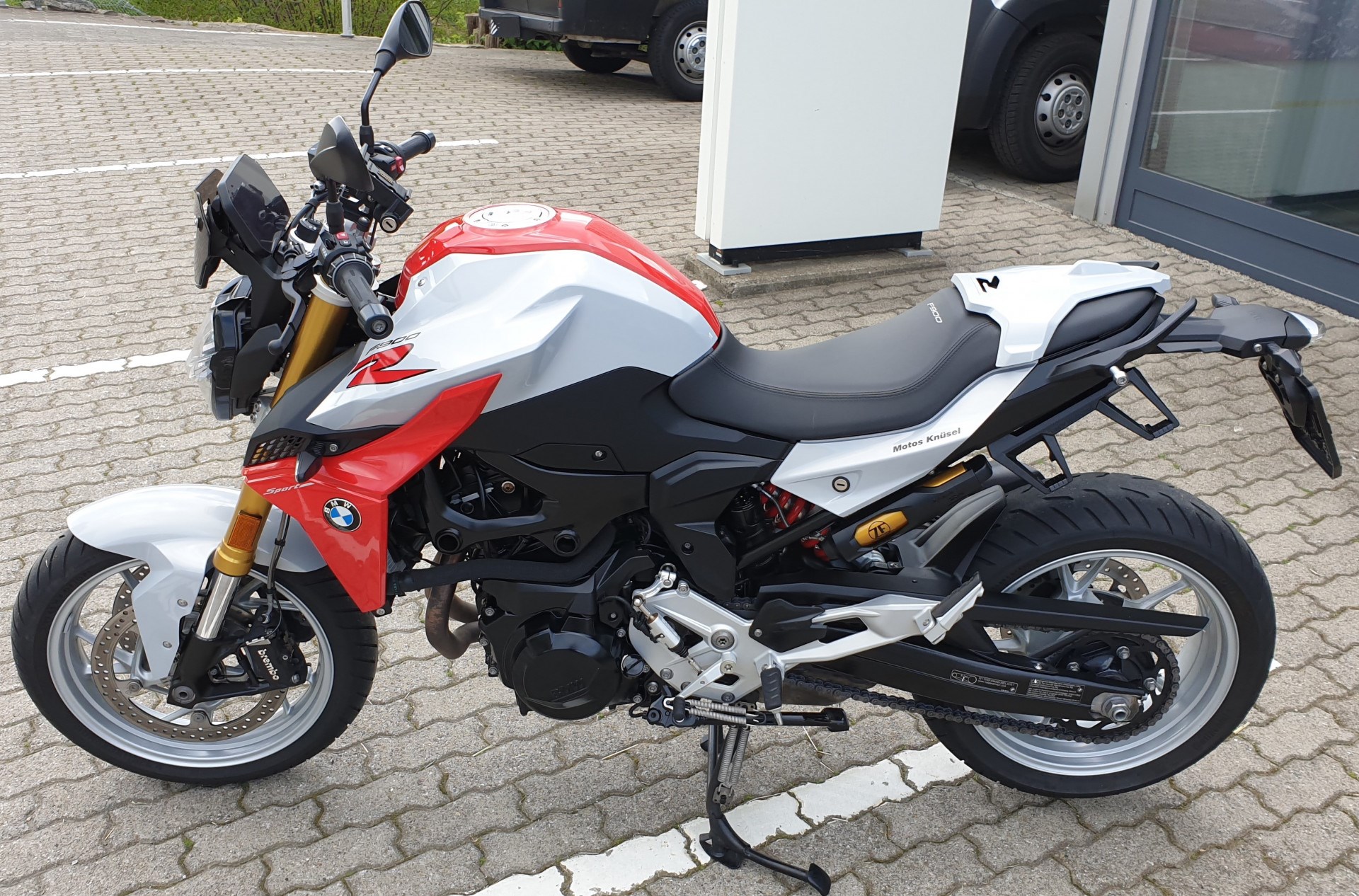 BMW F 900 R Sport-image-8