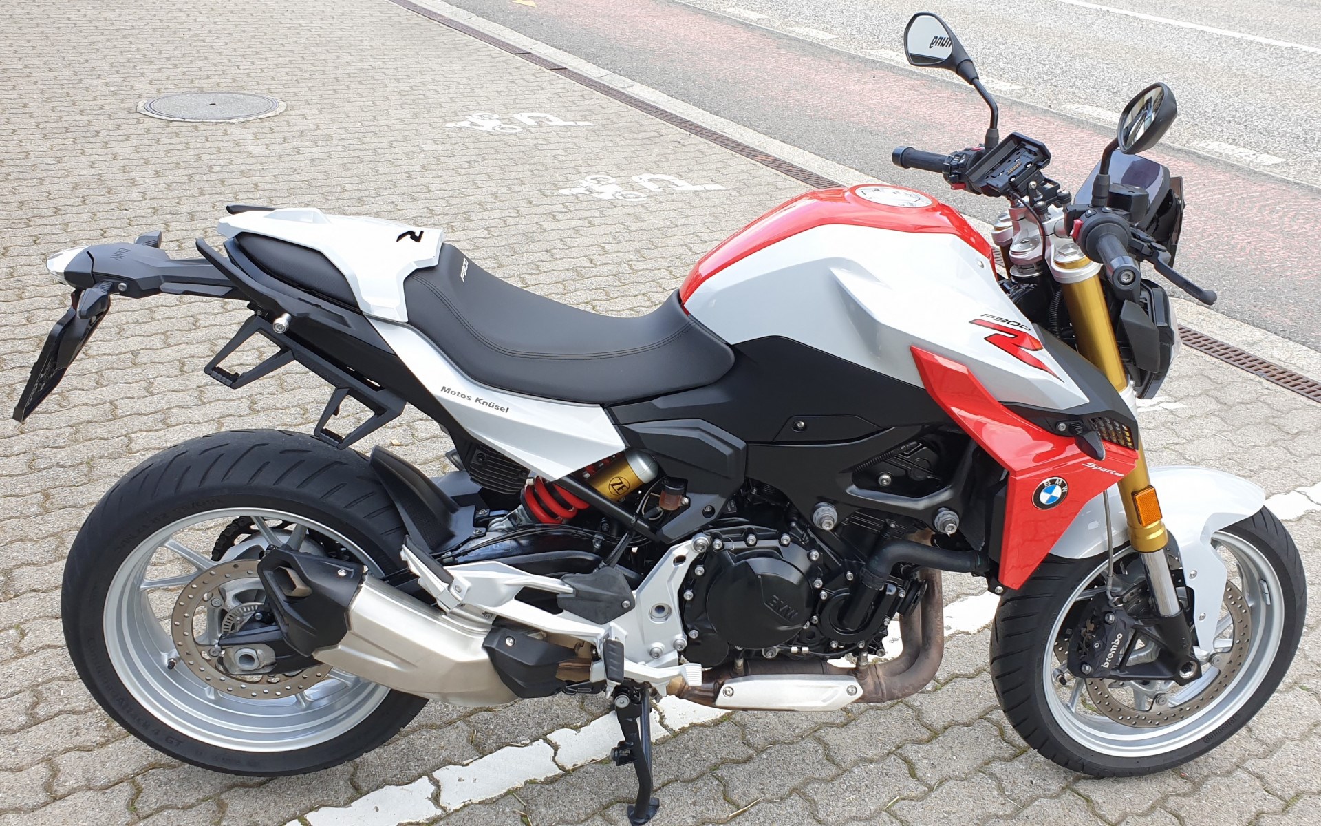 BMW F 900 R Sport-image-3
