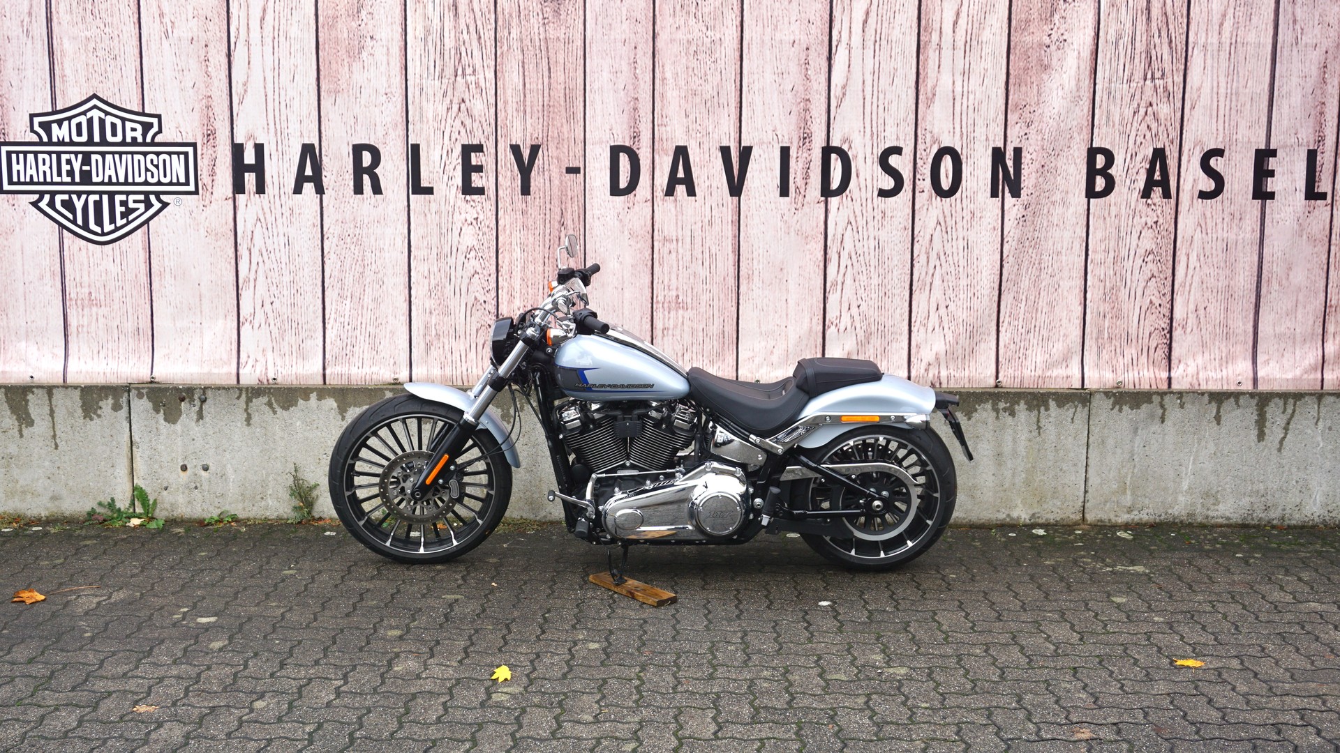 HARLEY-DAVIDSON FXBR Breakout 117-image-3