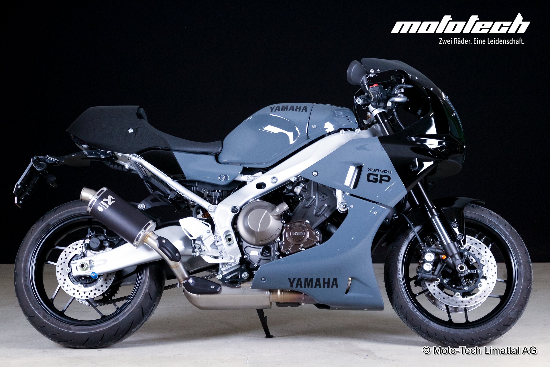 YAMAHA XSR 900 GP-showroom-element-1