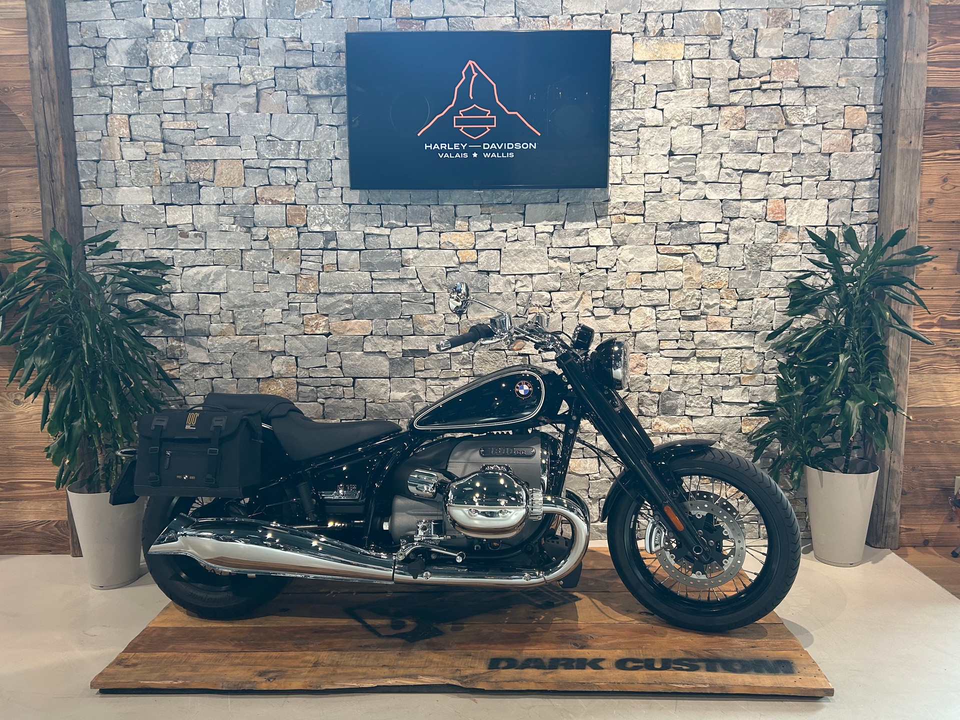 BMW R 18-showroom-element-1