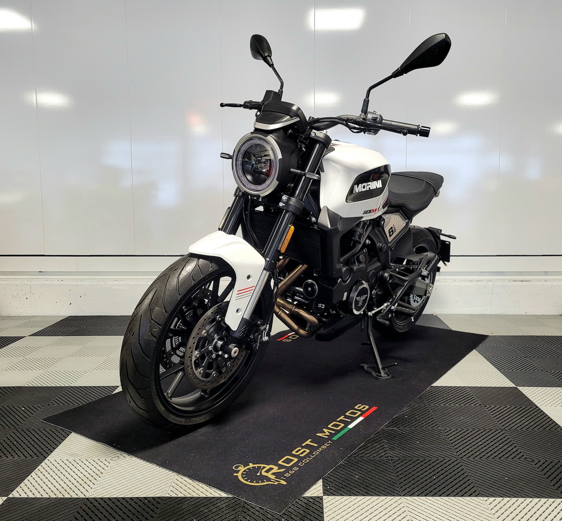 MOTO MORINI Seiemmezzo STR (35kW)