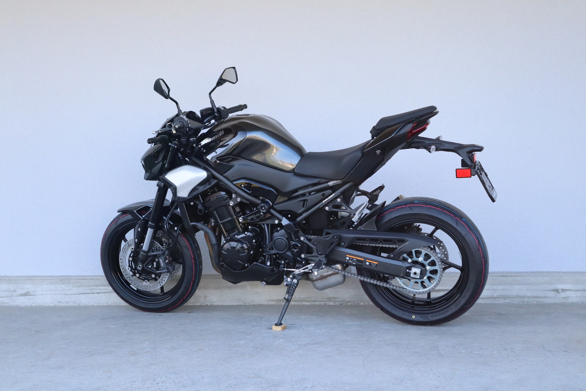 KAWASAKI Z 900-image-5