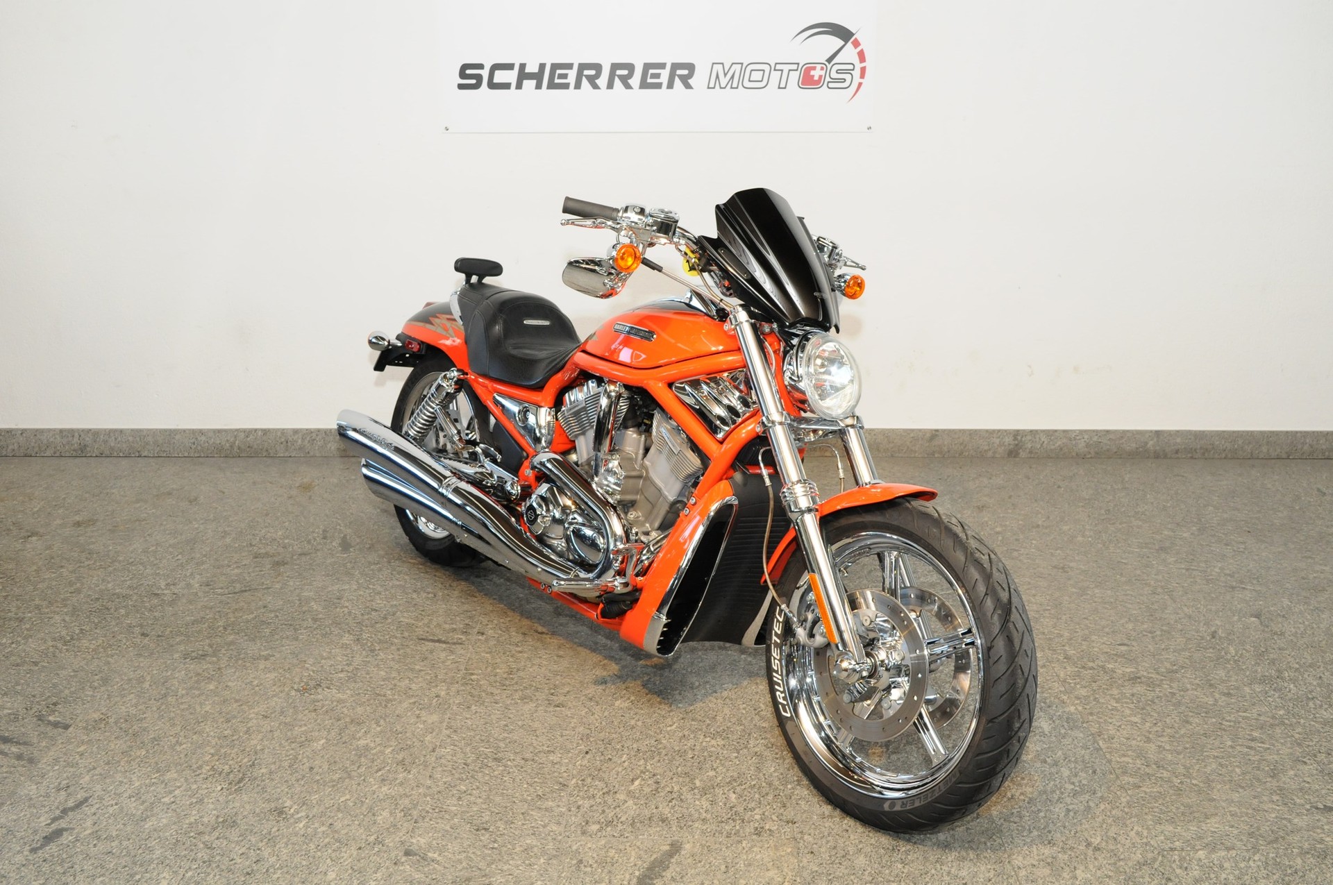 HARLEY-DAVIDSON VRSCSE V-Rod CVO-showroom-element-1