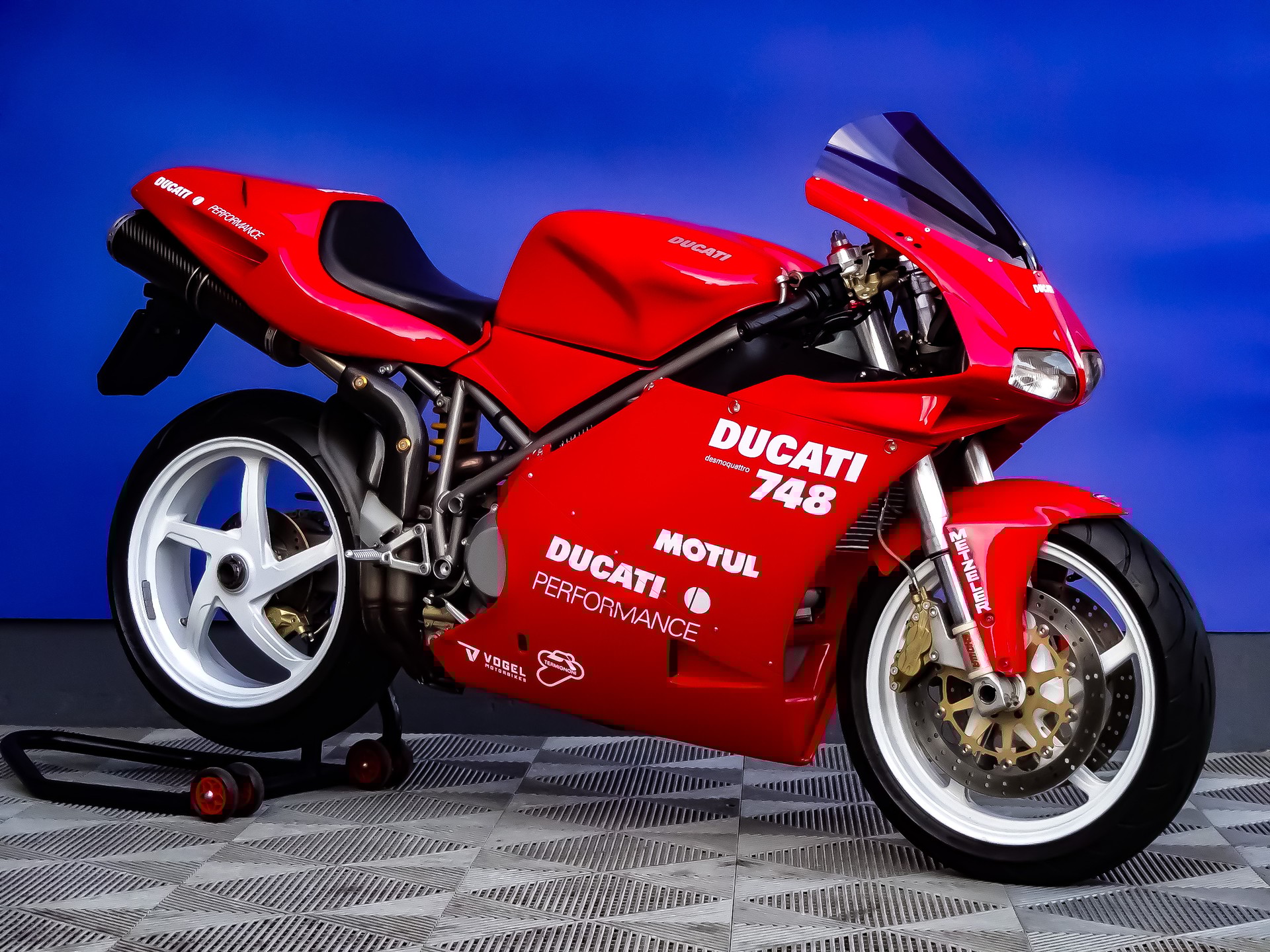 DUCATI 748 Biposto I.E.-showroom-element-1