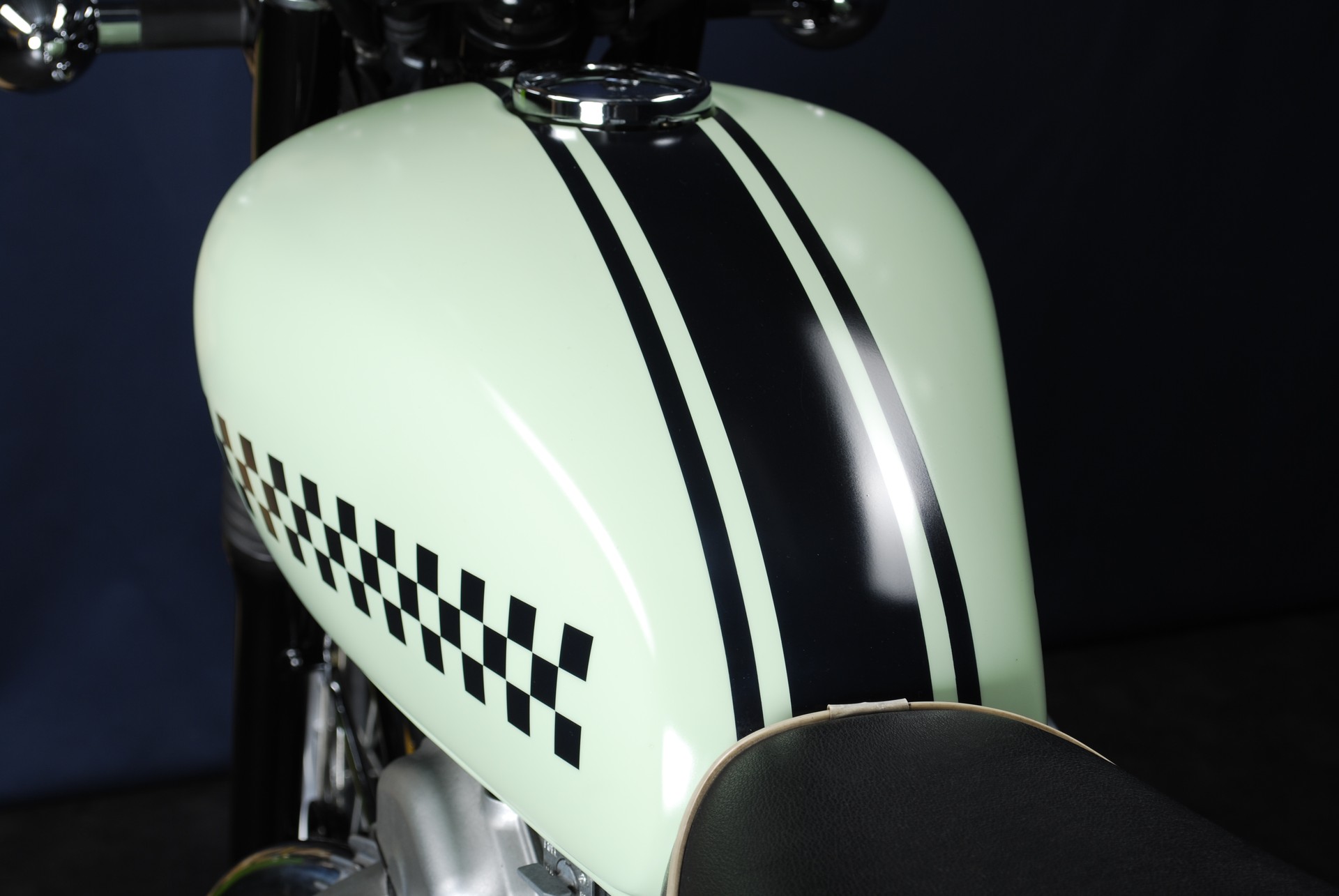 KAWASAKI W 650-image-10