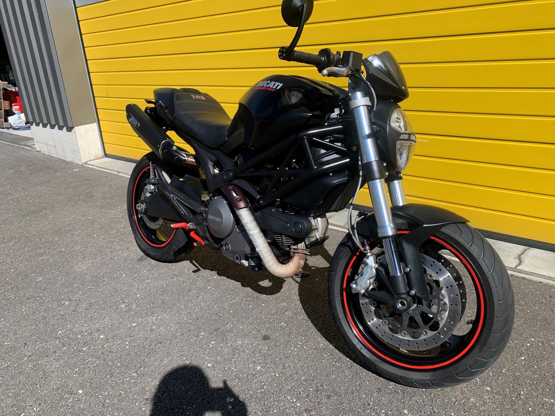 DUCATI Monster 696M ABS (25kW)-image-1