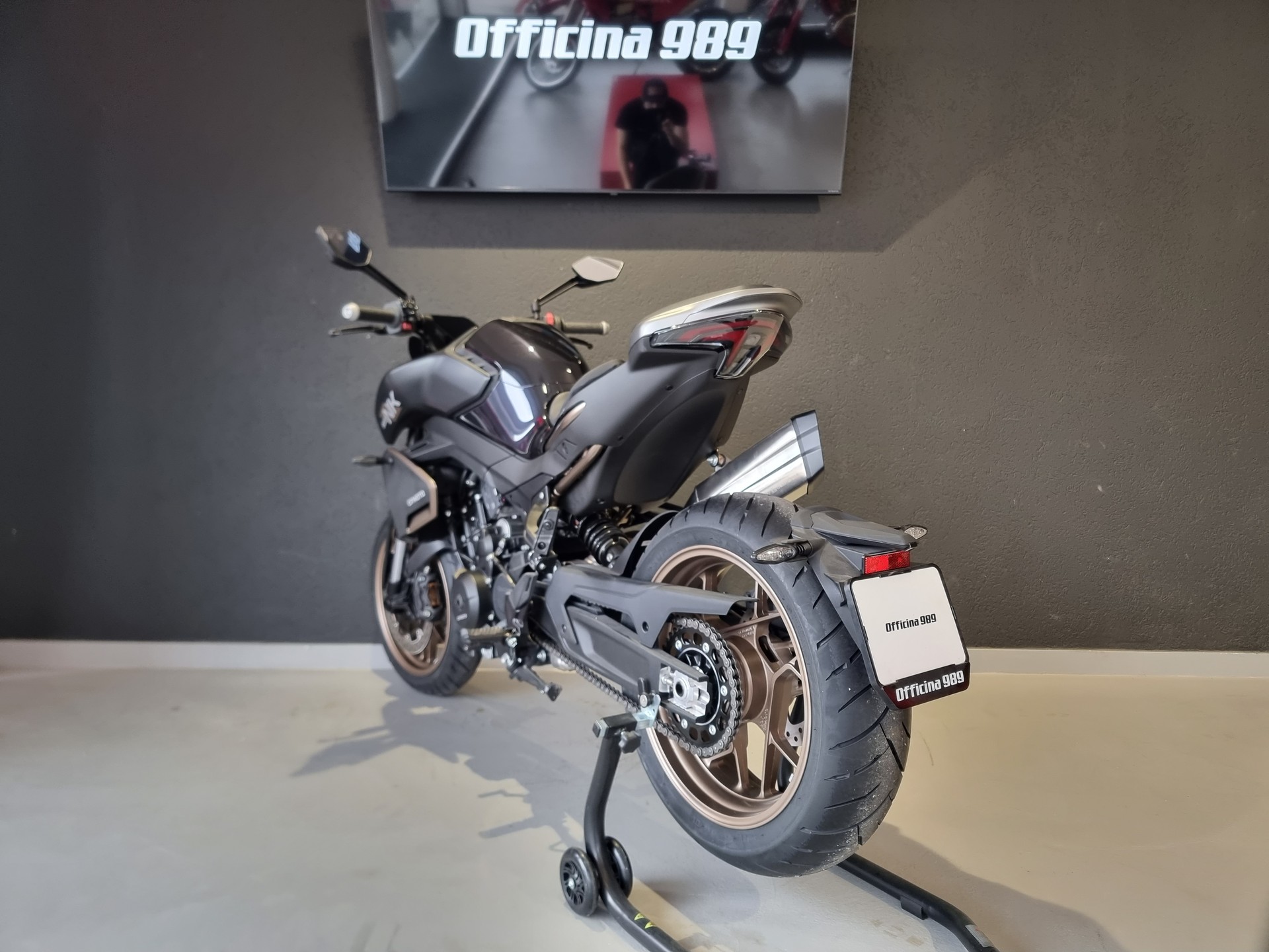 CF MOTO 800 NK Advanced-image-3
