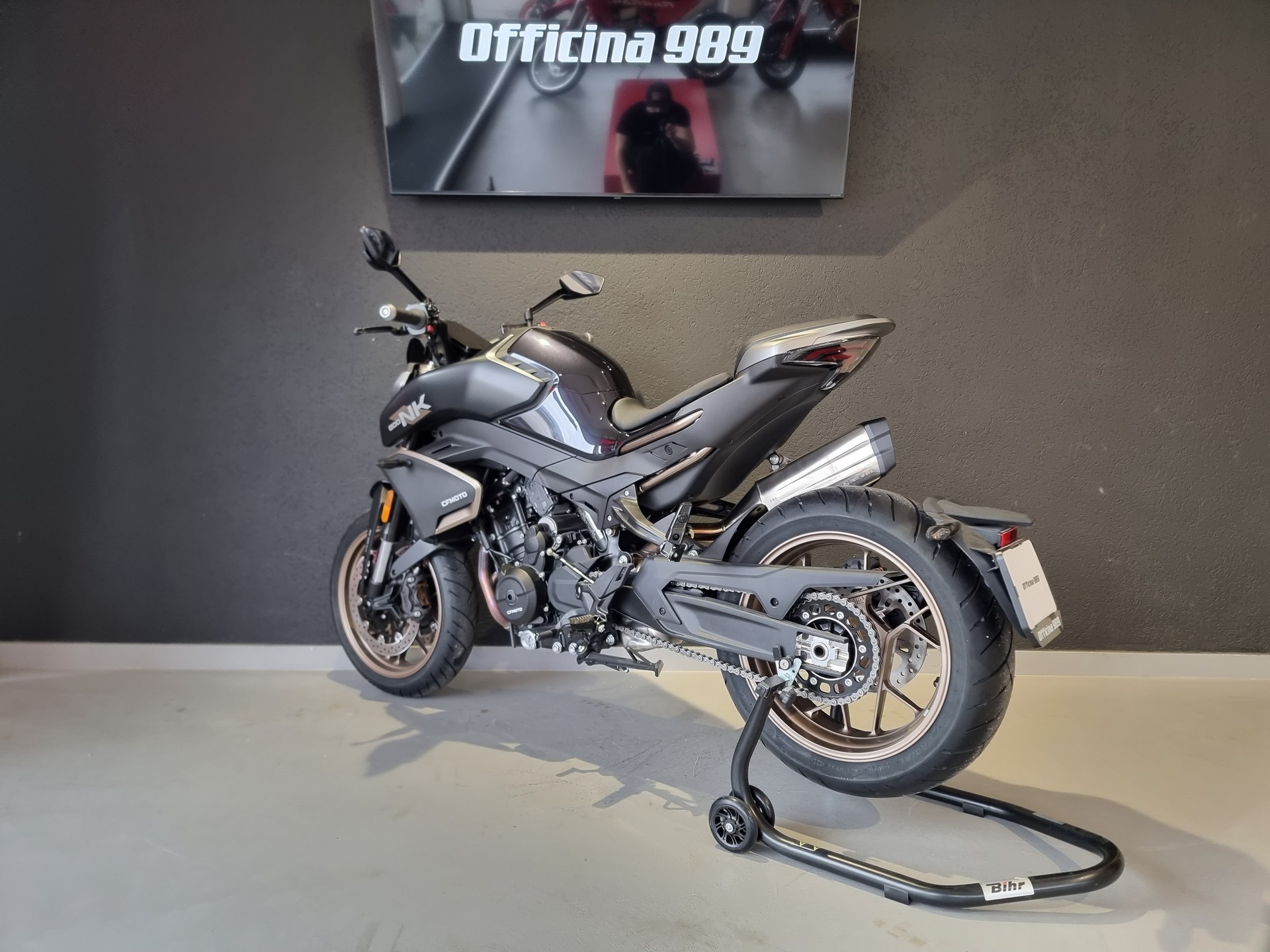 CF MOTO 800 NK Advanced-image-2