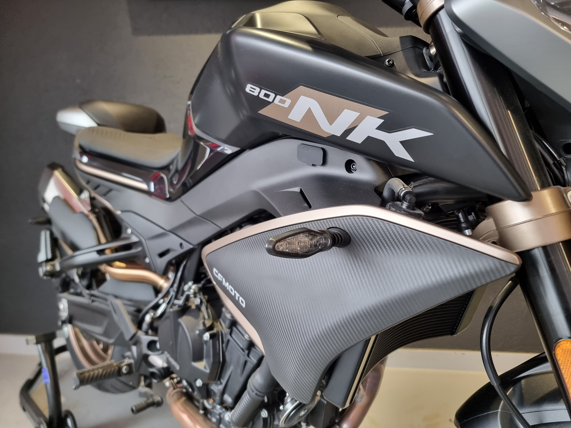 CF MOTO 800 NK Advanced-image-9