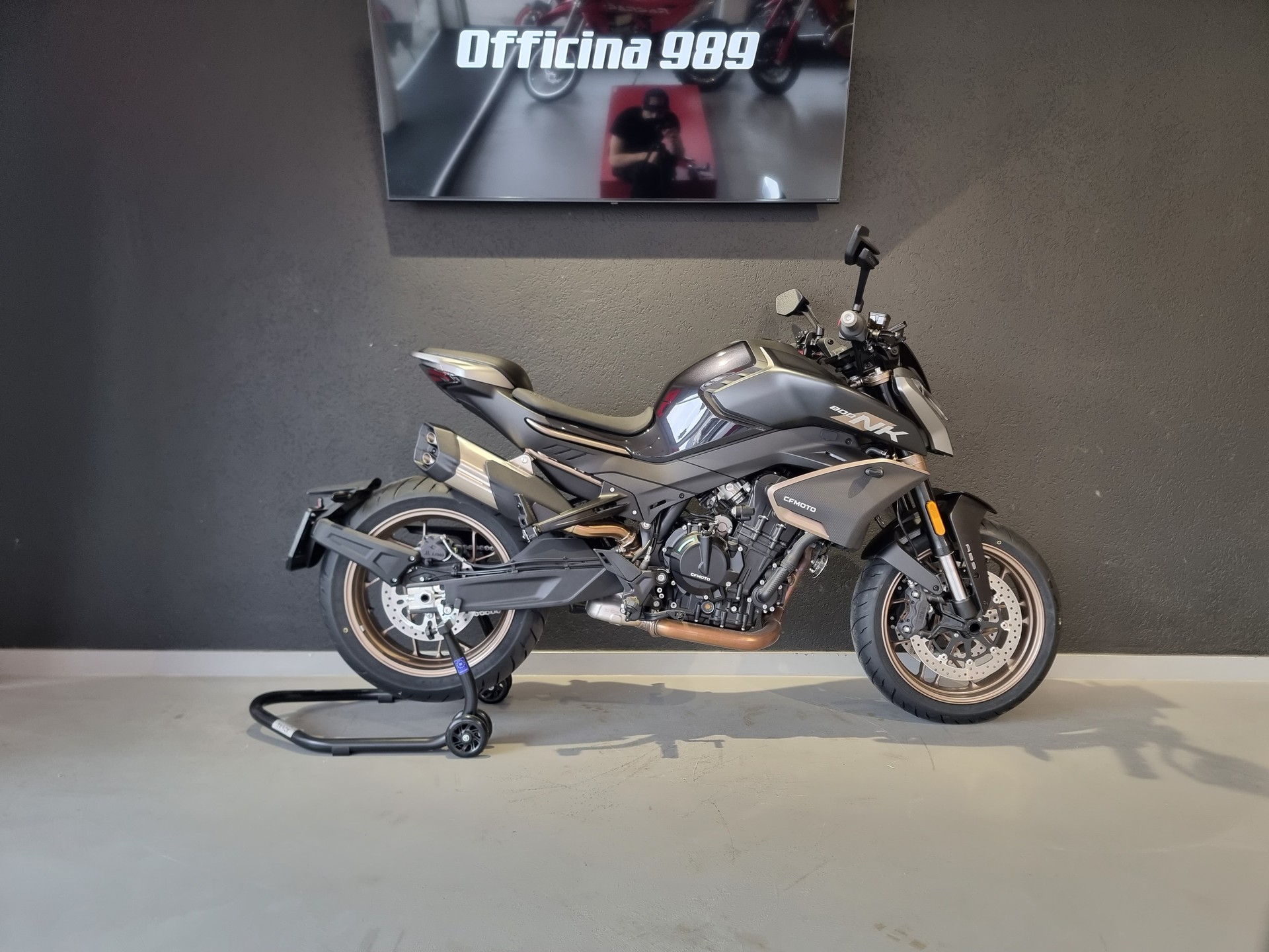 CF MOTO 800 NK Advanced-image-6
