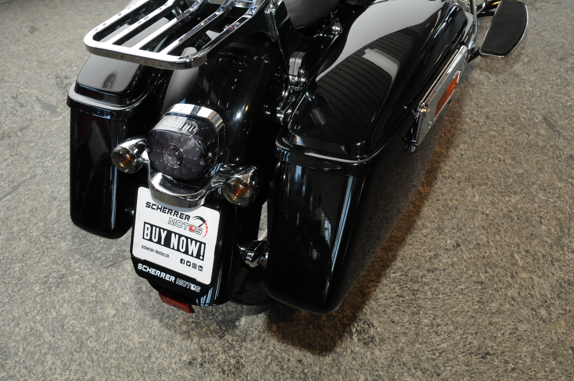 HARLEY-DAVIDSON FLD Dyna Switchback ABS-showroom-element-3