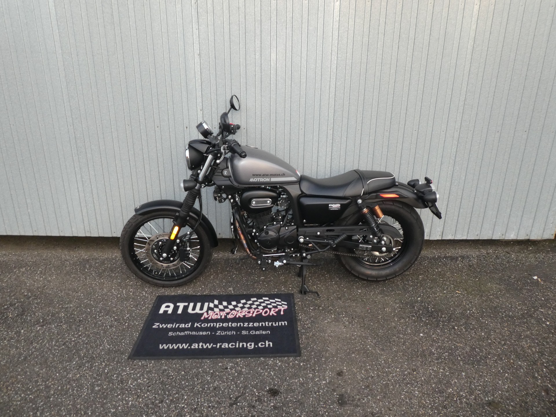 MOTRON REVOLVER 125-showroom-element-3