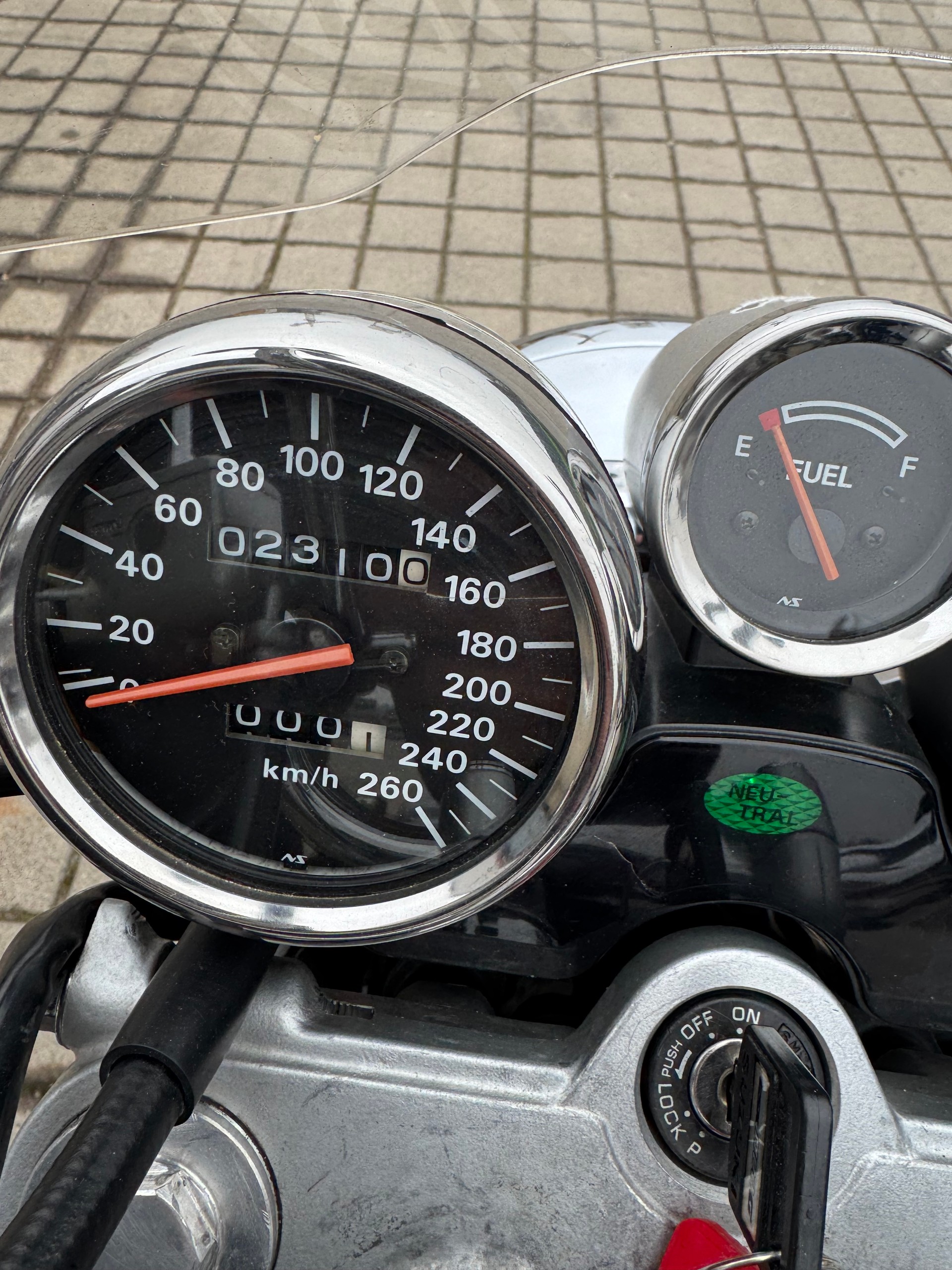 SUZUKI GSX 1100 G M/N-image-2