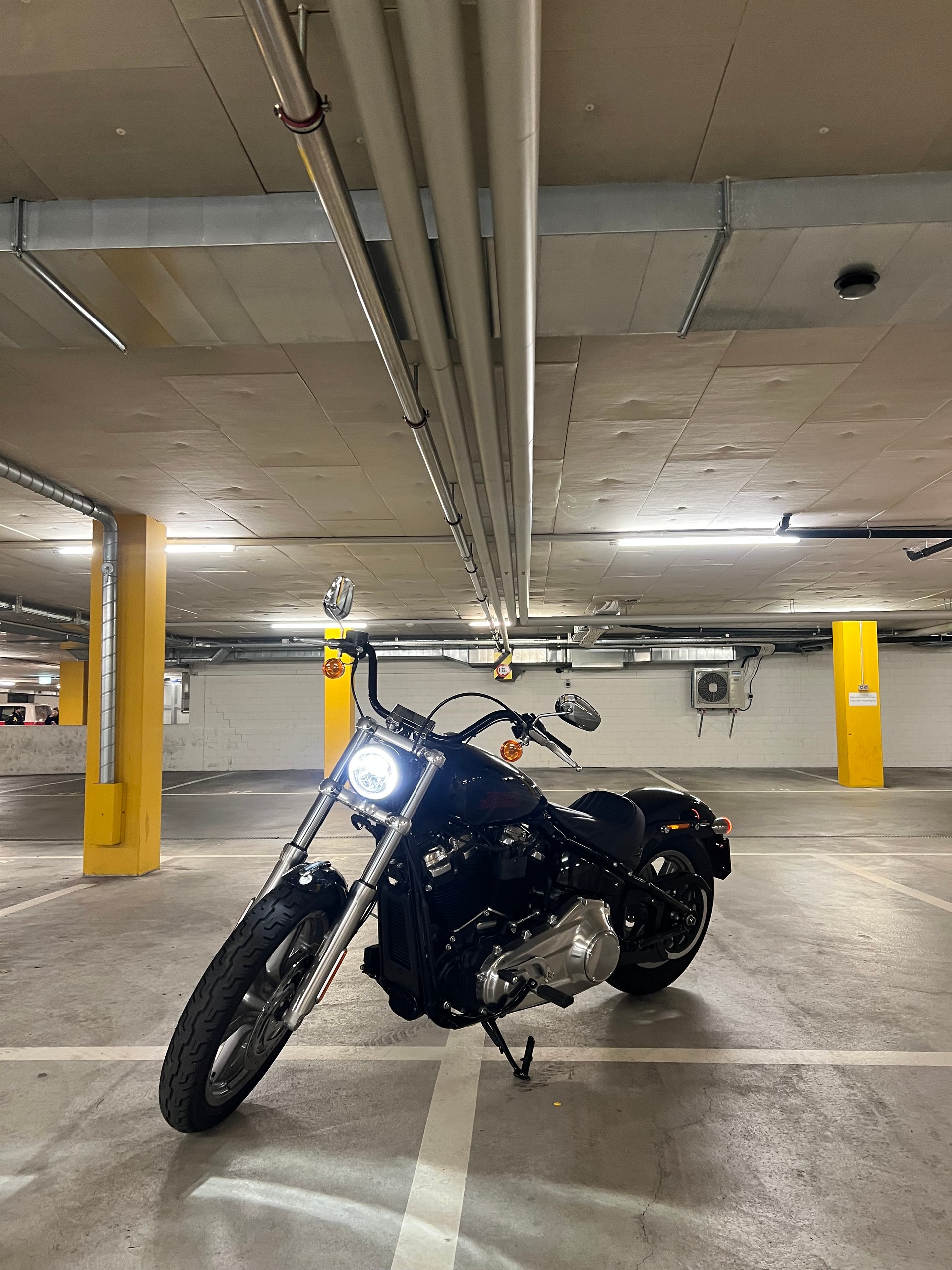 HARLEY-DAVIDSON FXST Softail Standard-image-0