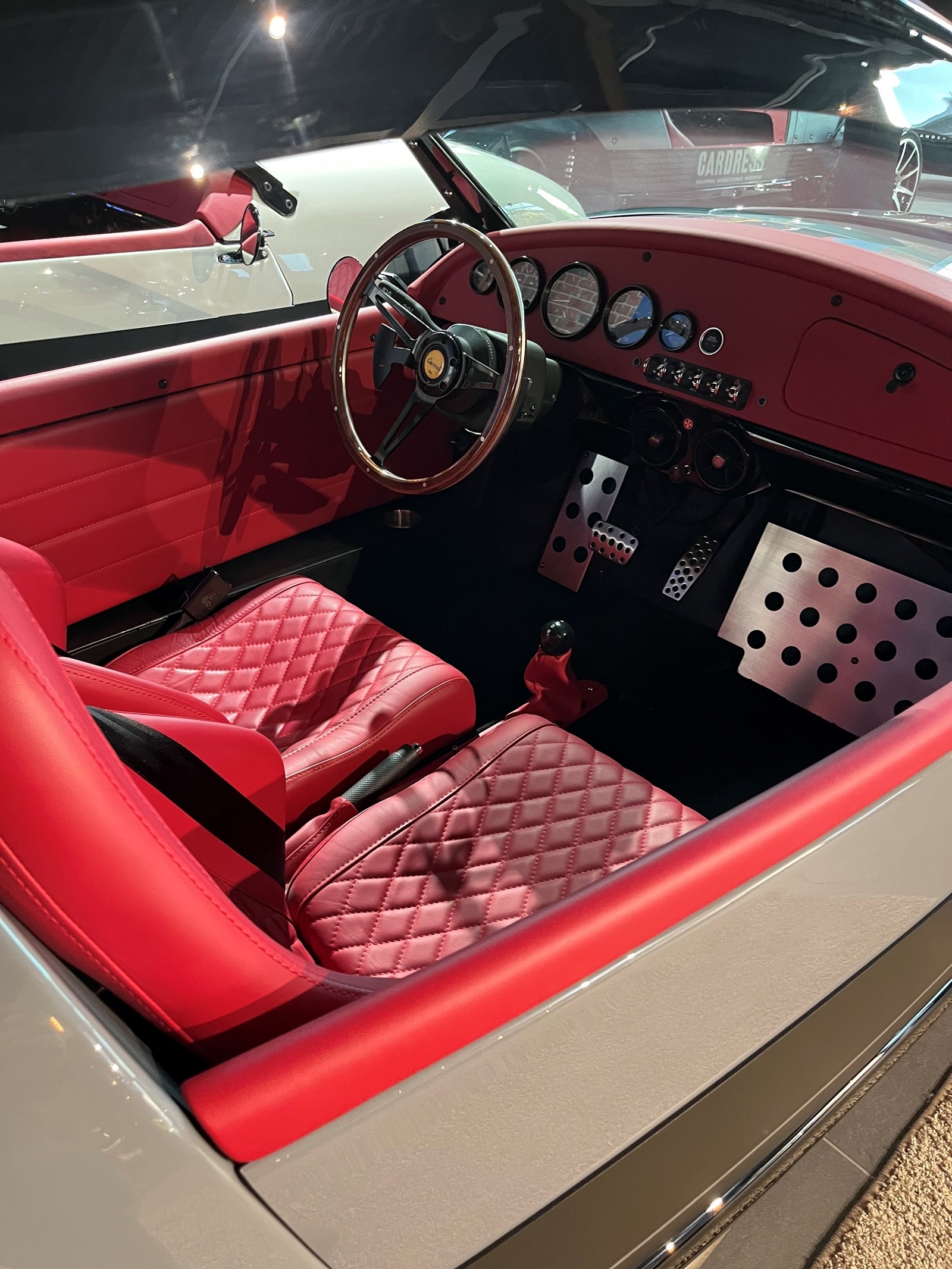 VANDERHALL Carmel GTS-image-5