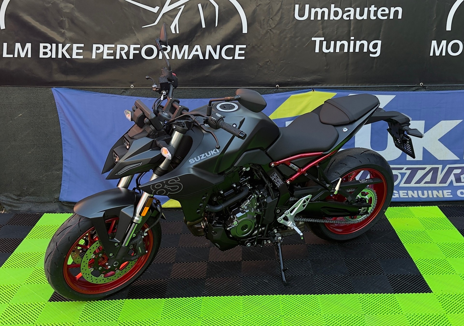 SUZUKI GSX 8 S (35kW)