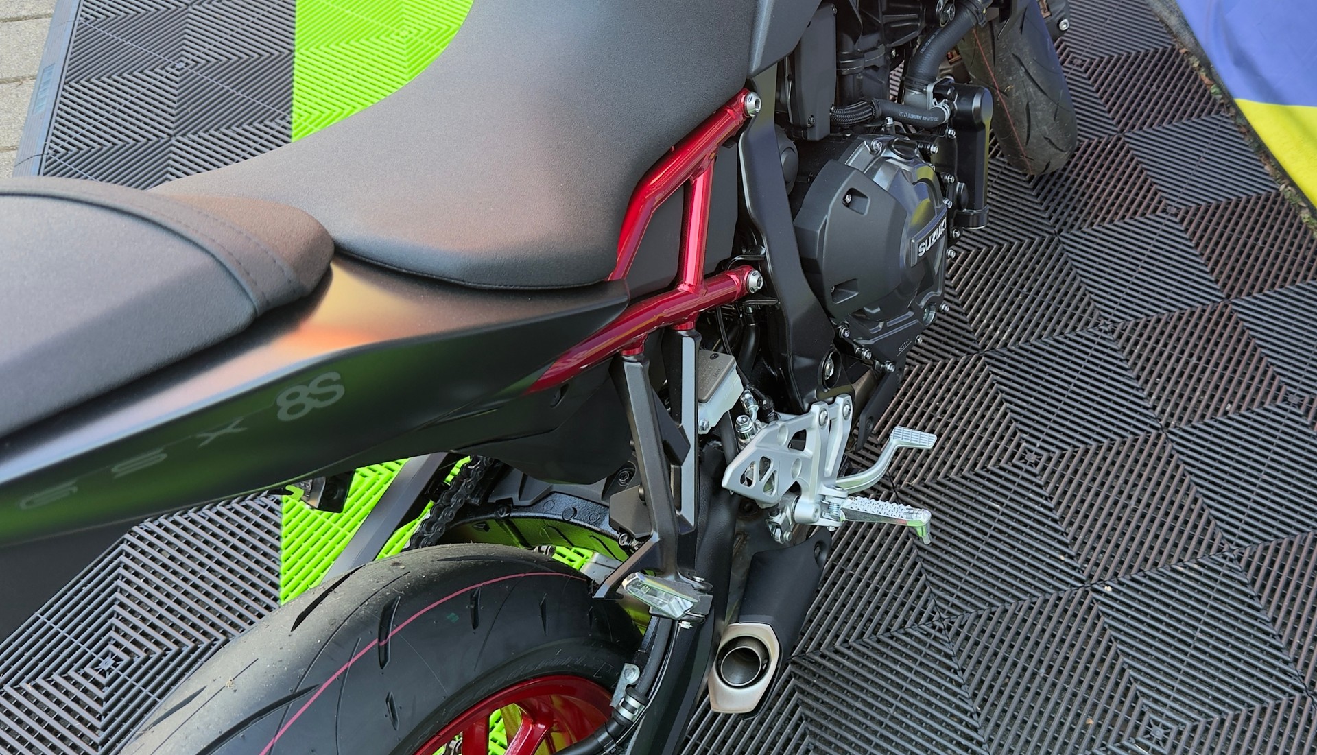 SUZUKI GSX 8 S (35kW)-image-6
