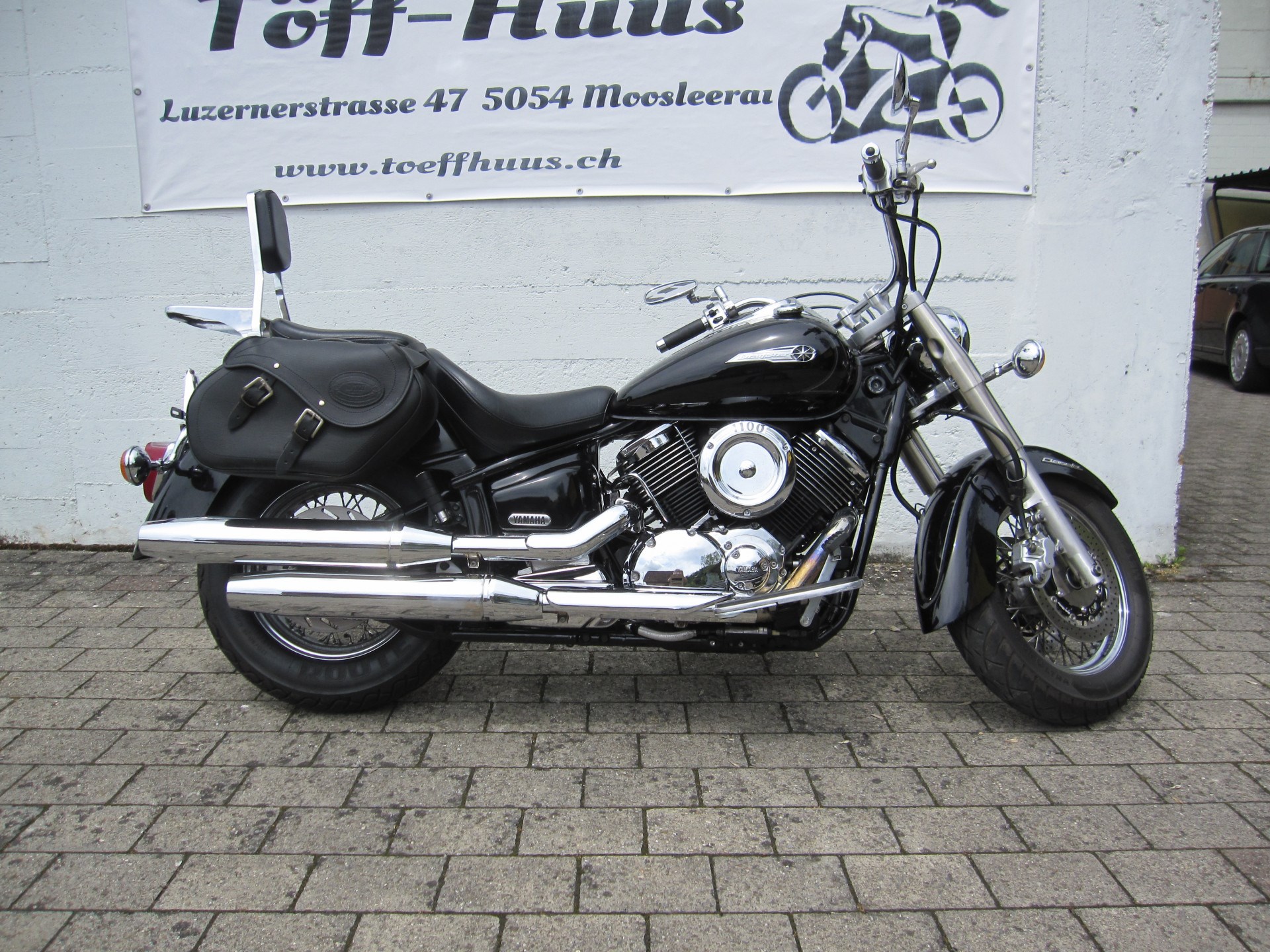 YAMAHA XVS 1100 A-showroom-element-2