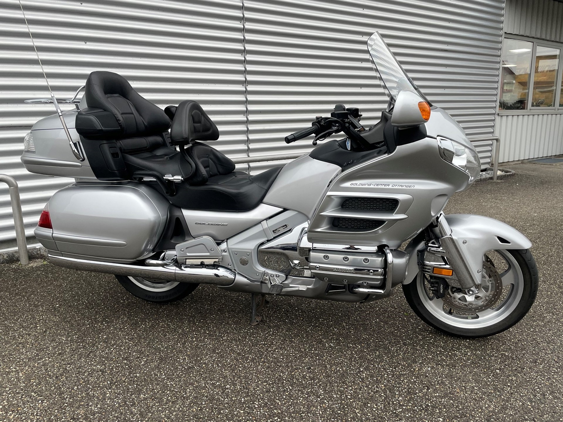 HONDA GL 1800 A Goldwing-image-1